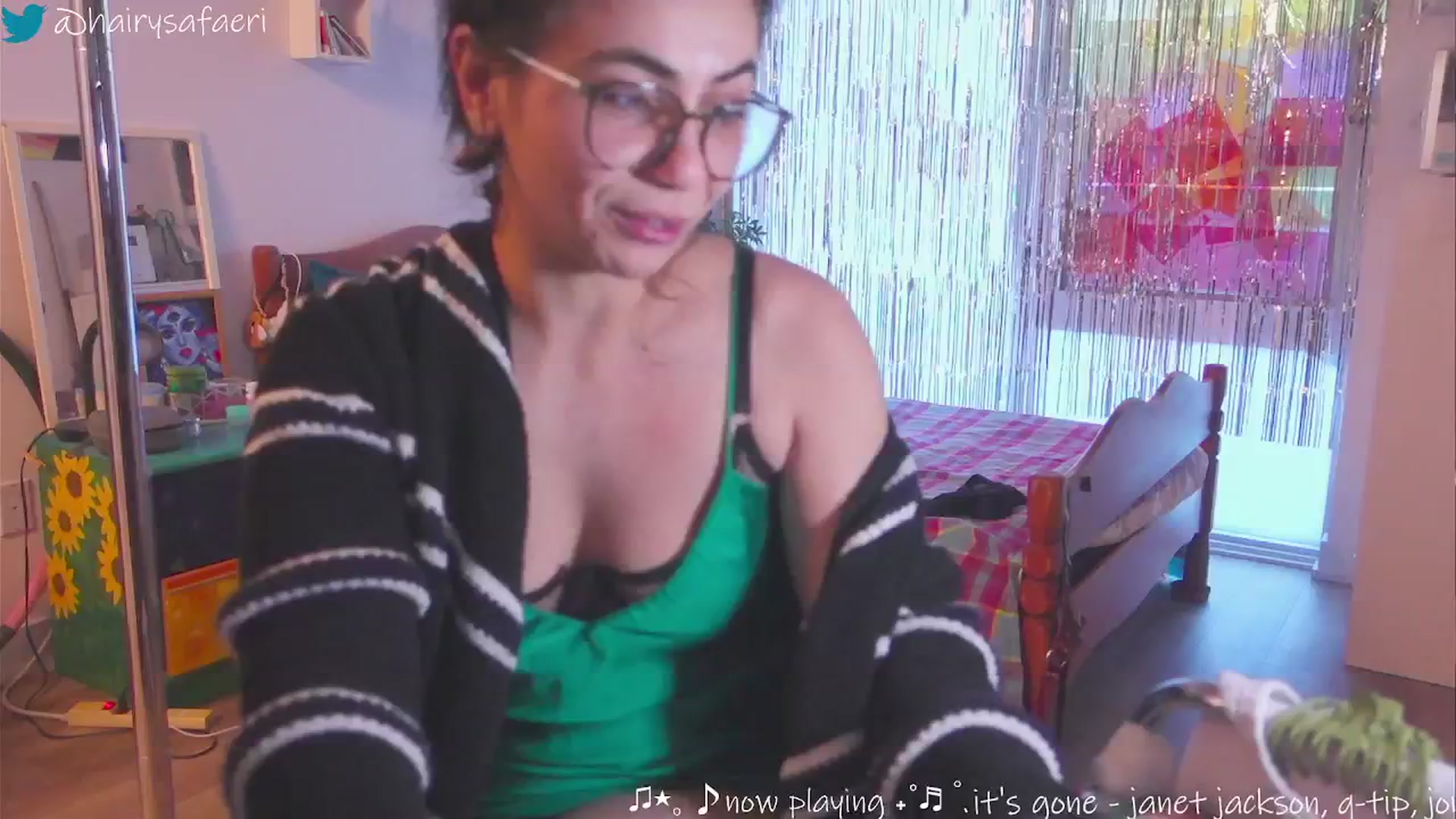 Gallery image thumbnail from HairySafaeri's myfreecams stream on, 12/13/2024, 20:47 image 14 of 20
