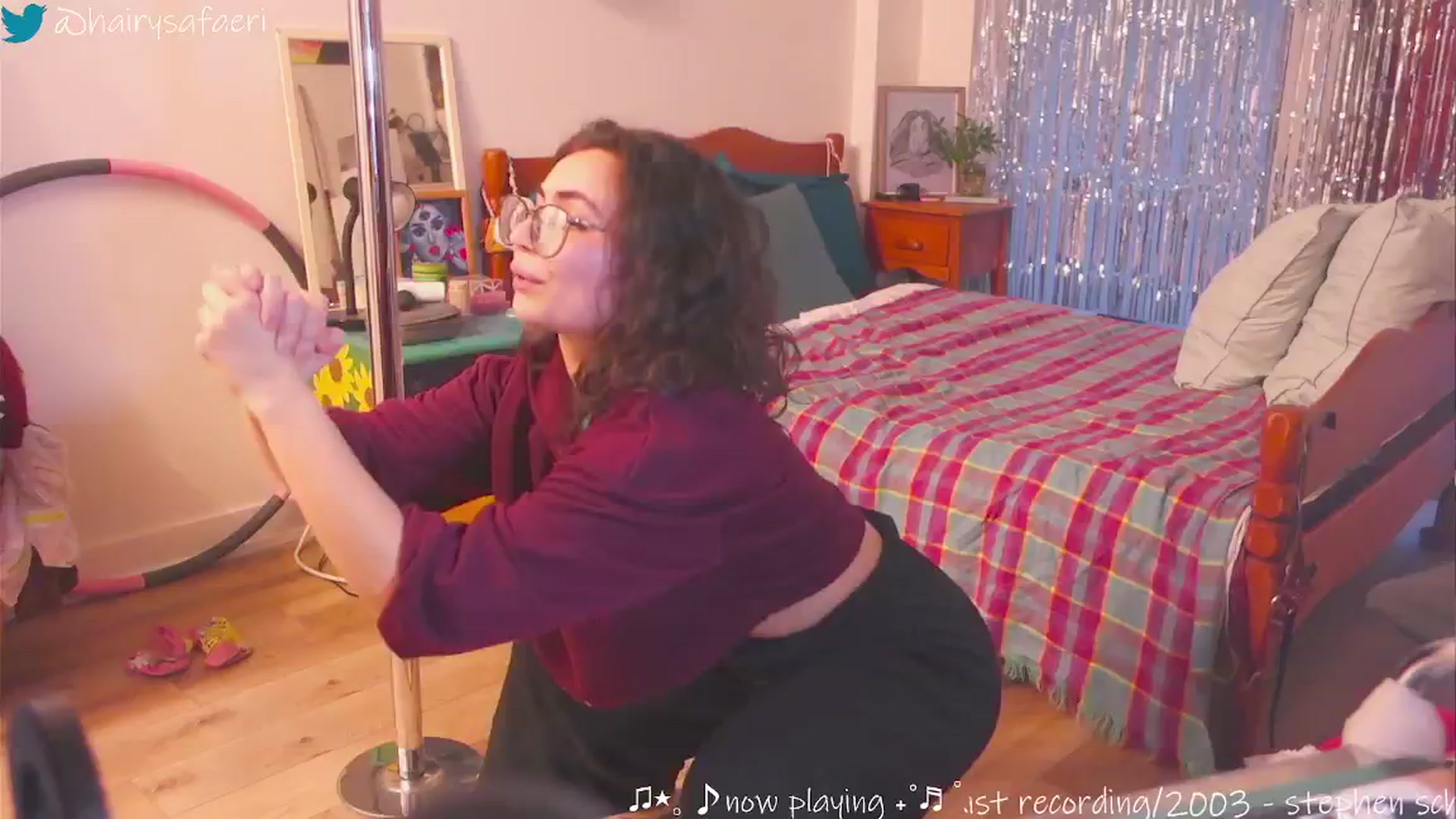 Gallery image thumbnail from HairySafaeri's myfreecams stream on, 12/16/2024, 21:32 image 19 of 20