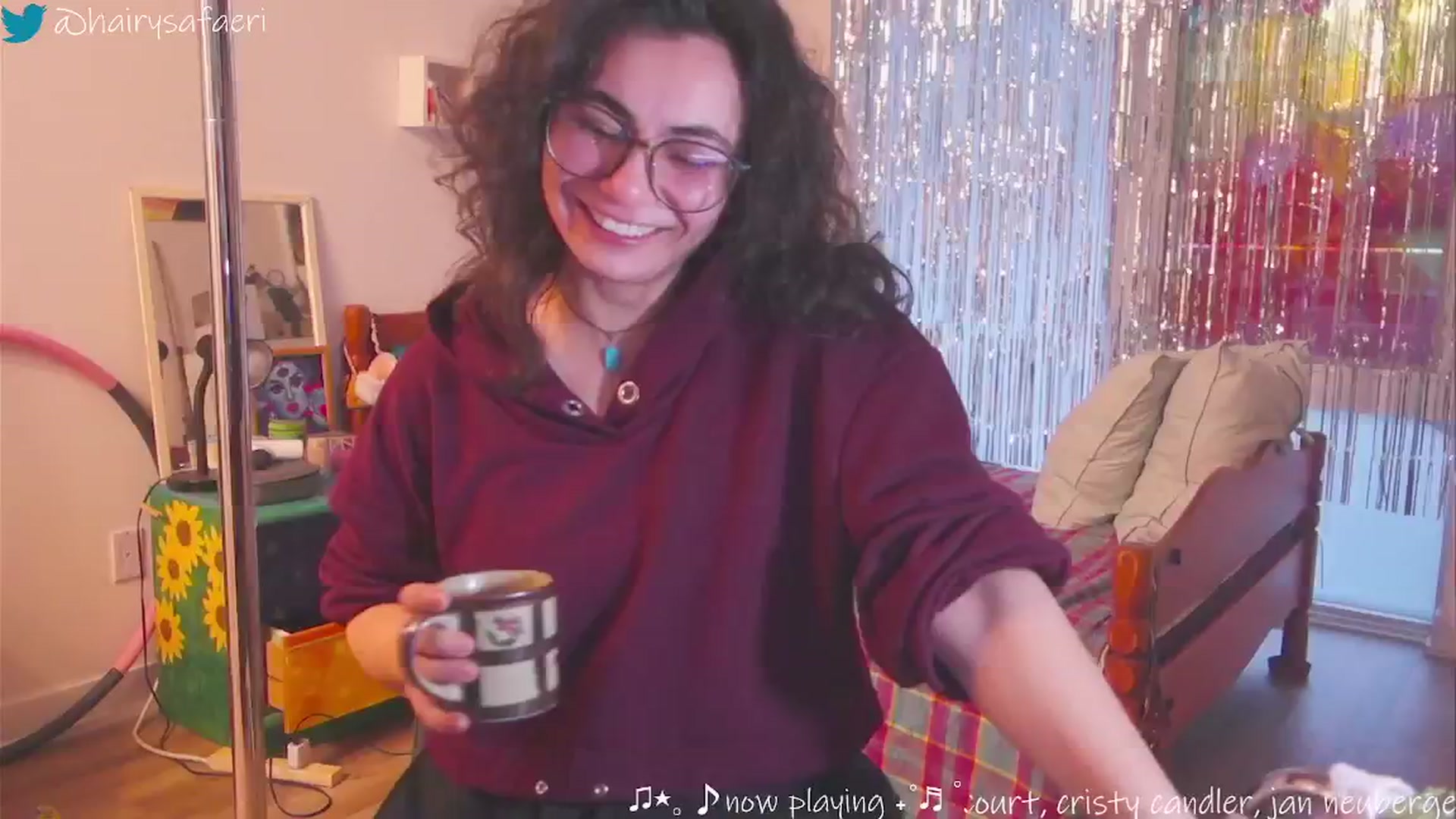Gallery image thumbnail from HairySafaeri's myfreecams stream on, 12/16/2024, 21:32 image 8 of 20