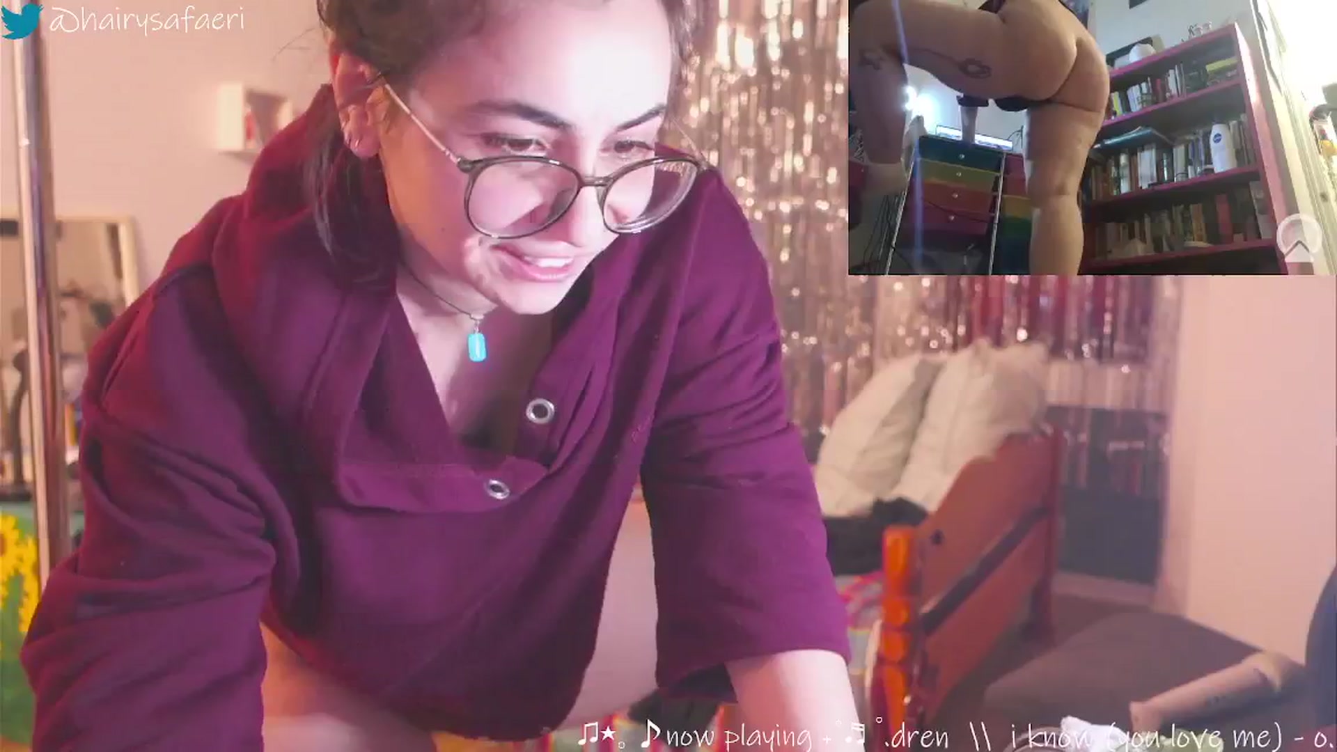 Gallery image thumbnail from HairySafaeri's myfreecams stream on, 12/16/2024, 23:26 image 13 of 20