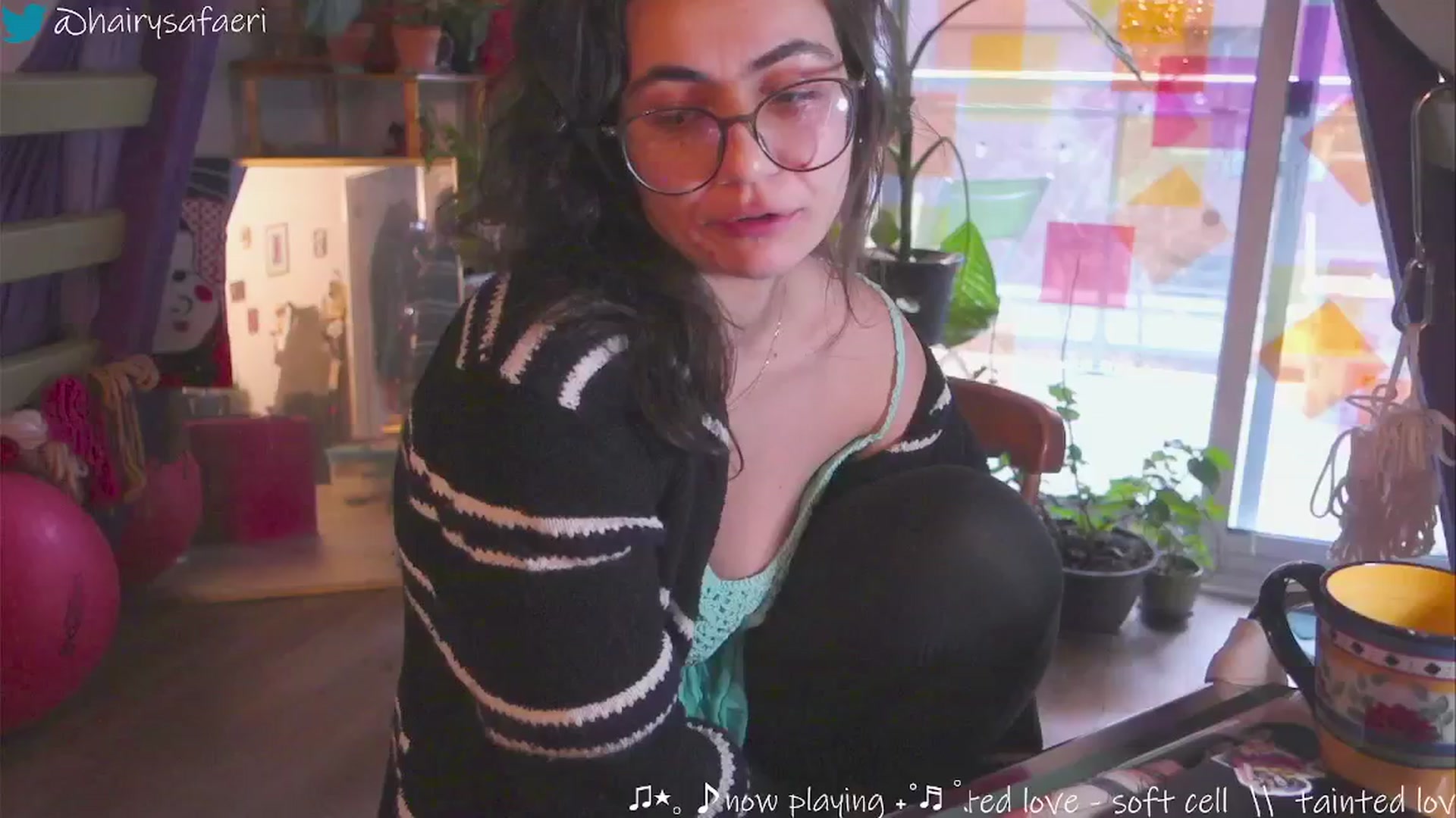 Gallery image thumbnail from HairySafaeri's myfreecams stream on, 12/17/2024, 16:41 image 4 of 20