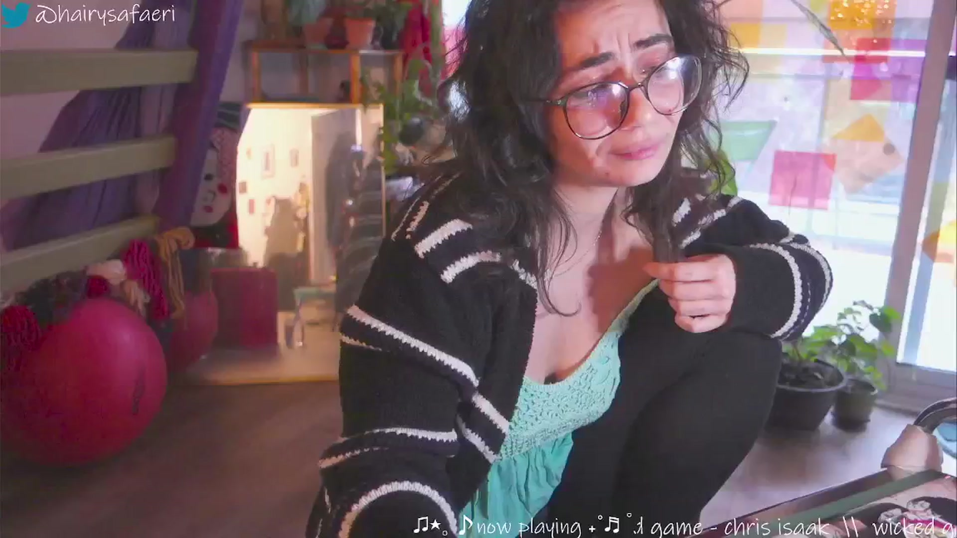 Gallery image thumbnail from HairySafaeri's myfreecams stream on, 12/17/2024, 16:41 image 11 of 20