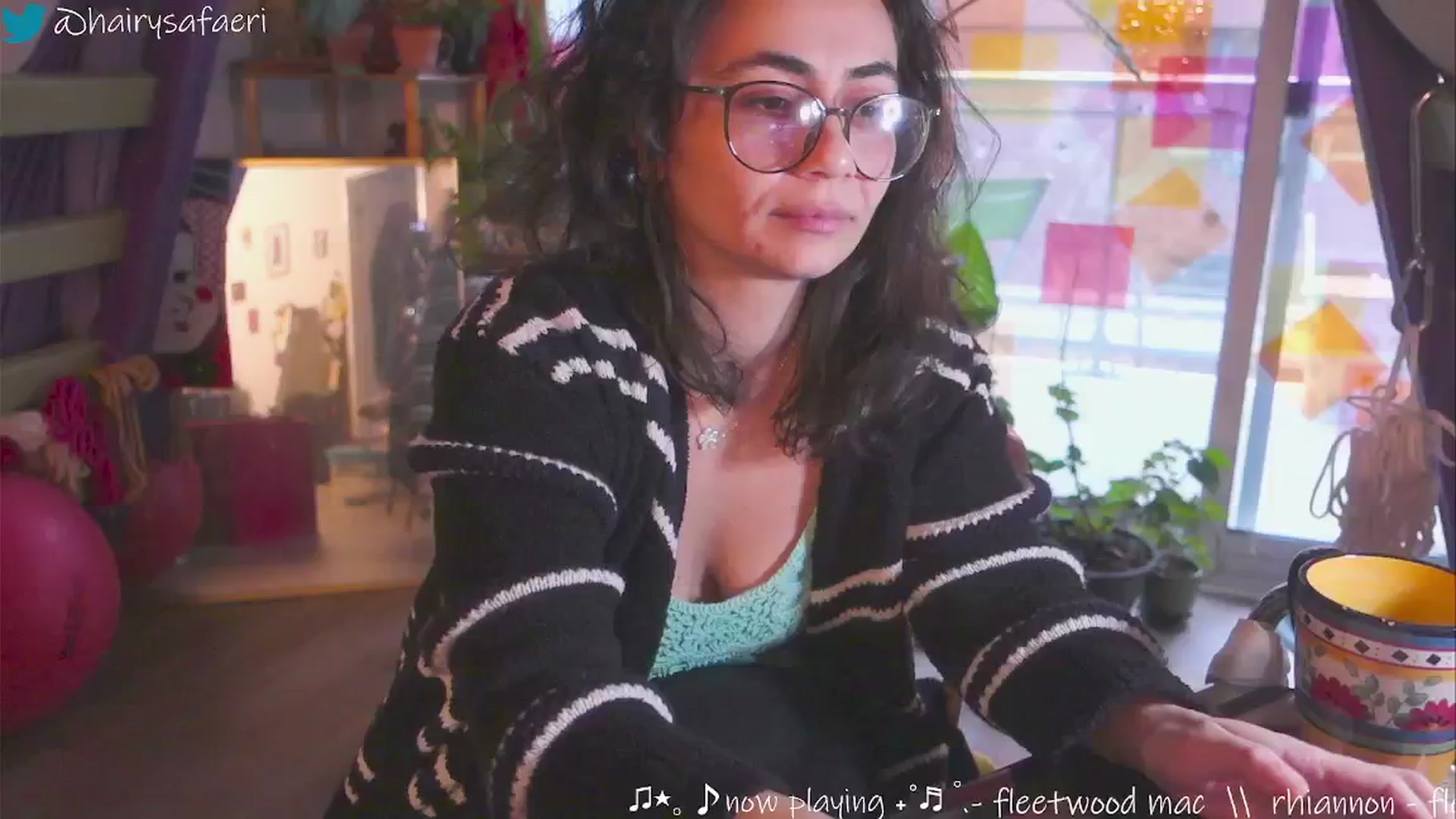 Gallery image thumbnail from HairySafaeri's myfreecams stream on, 12/17/2024, 16:41 image 6 of 20