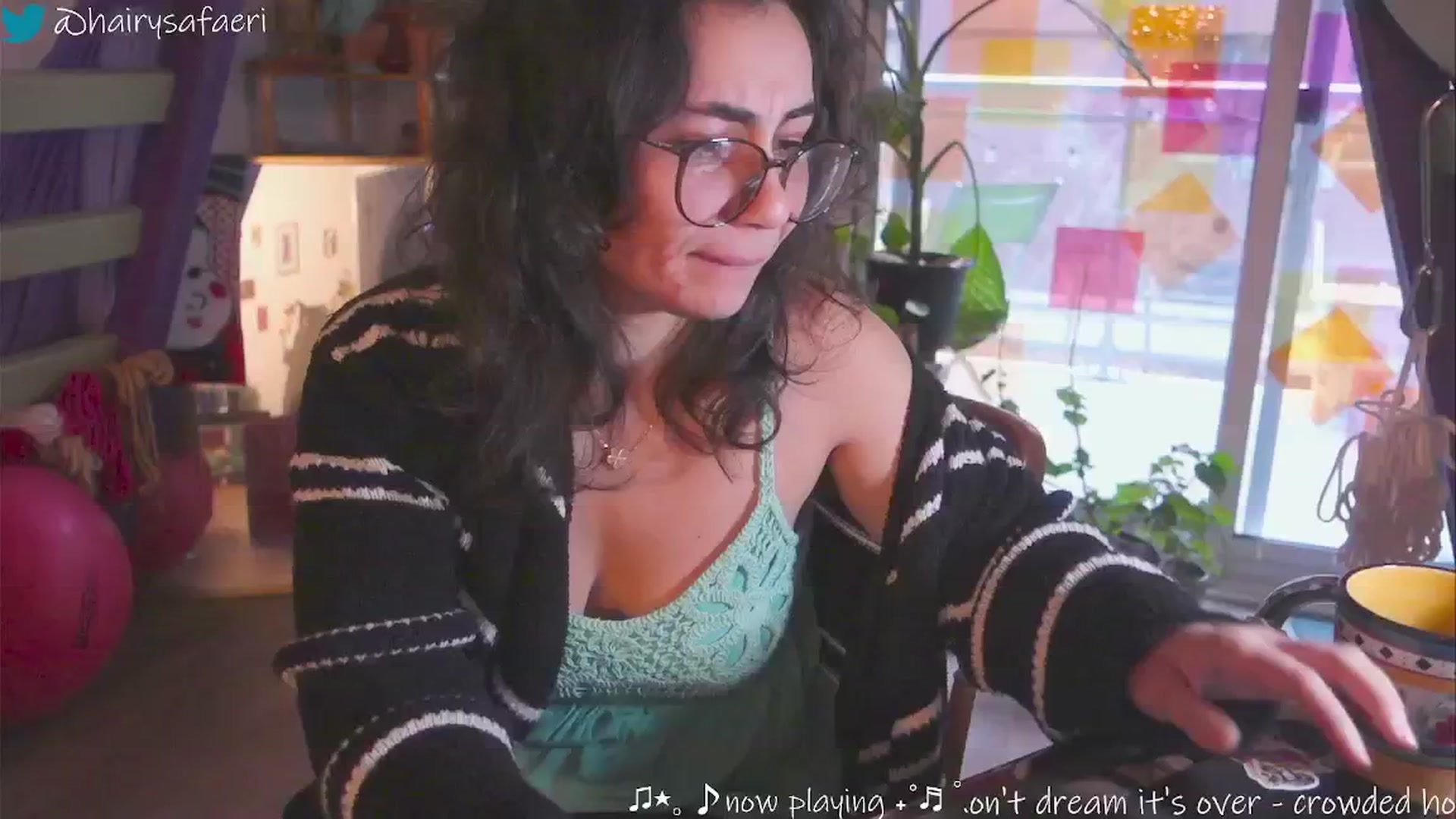 Gallery image thumbnail from HairySafaeri's myfreecams stream on, 12/17/2024, 16:41 image 15 of 20