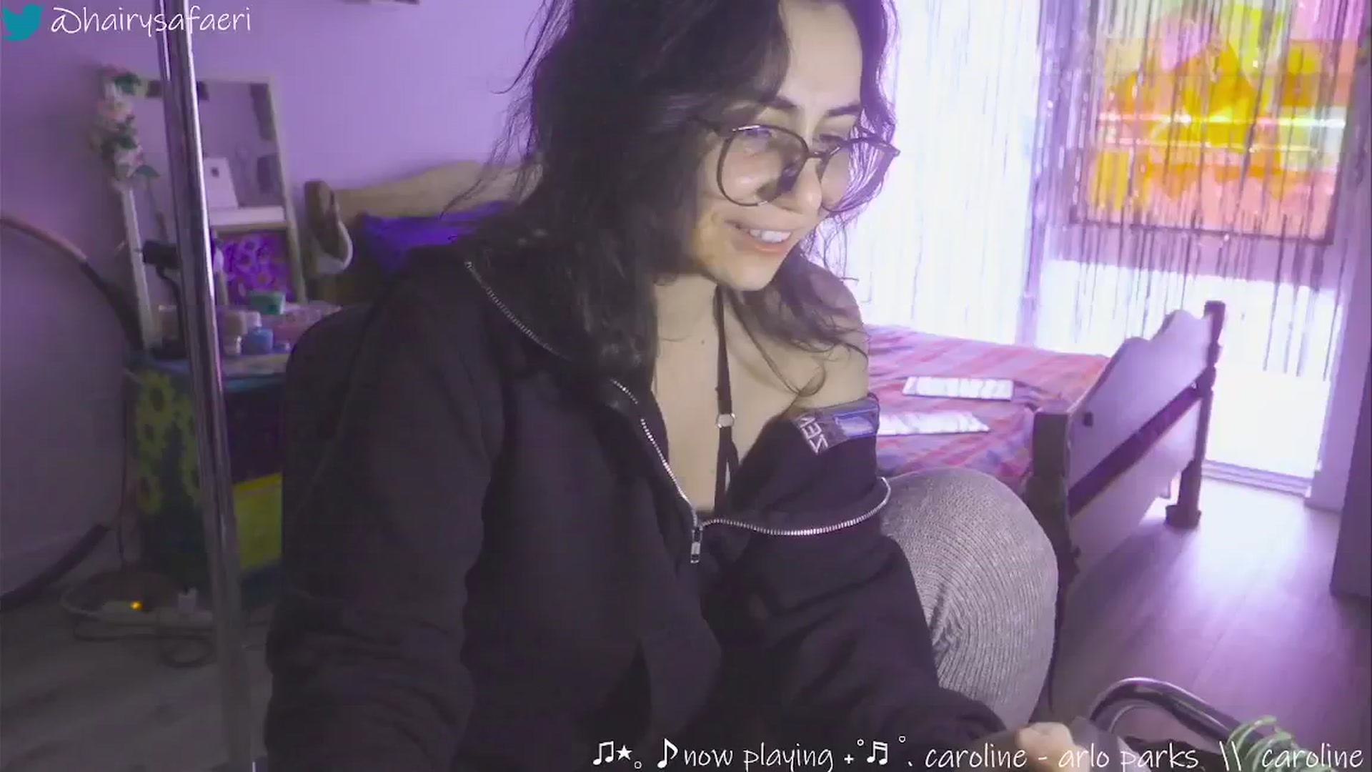Gallery image thumbnail from HairySafaeri's myfreecams stream on, 12/20/2024, 19:43 image 4 of 20