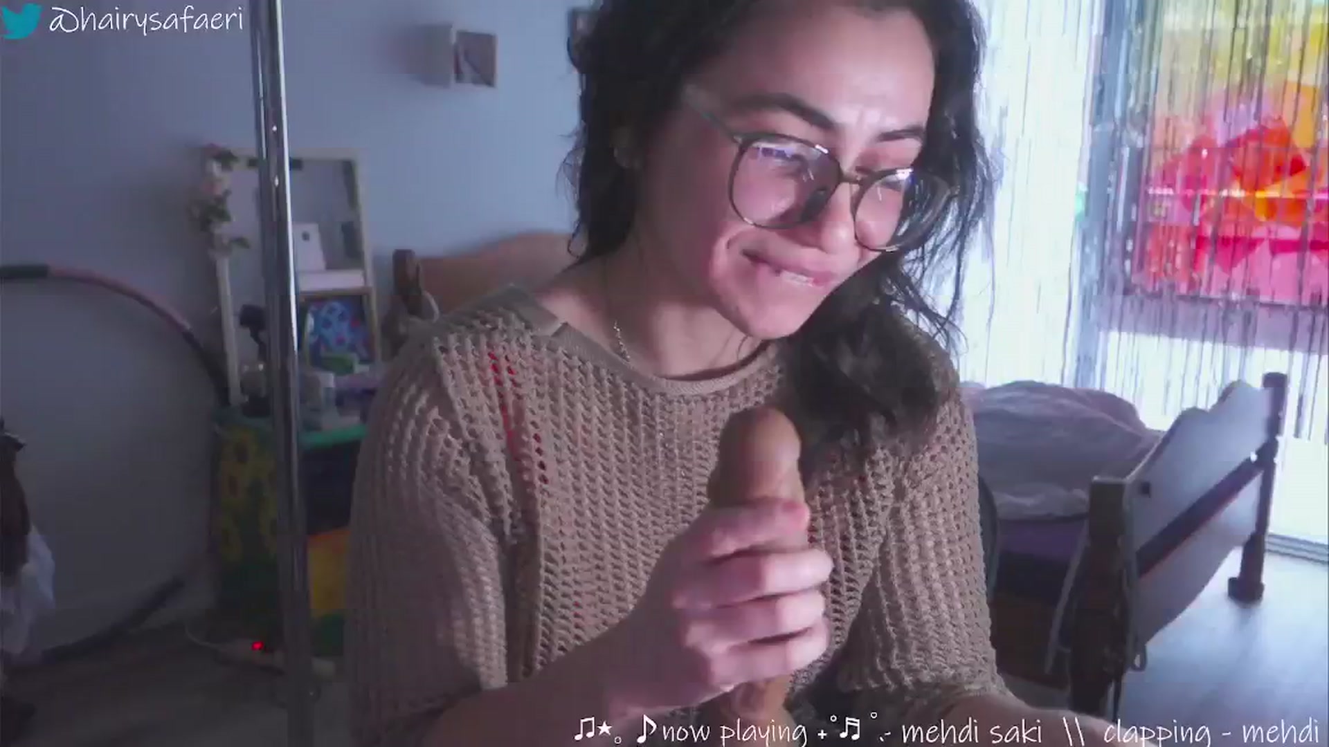 Gallery image thumbnail from HairySafaeri's myfreecams stream on, 12/23/2024, 16:43 image 18 of 20