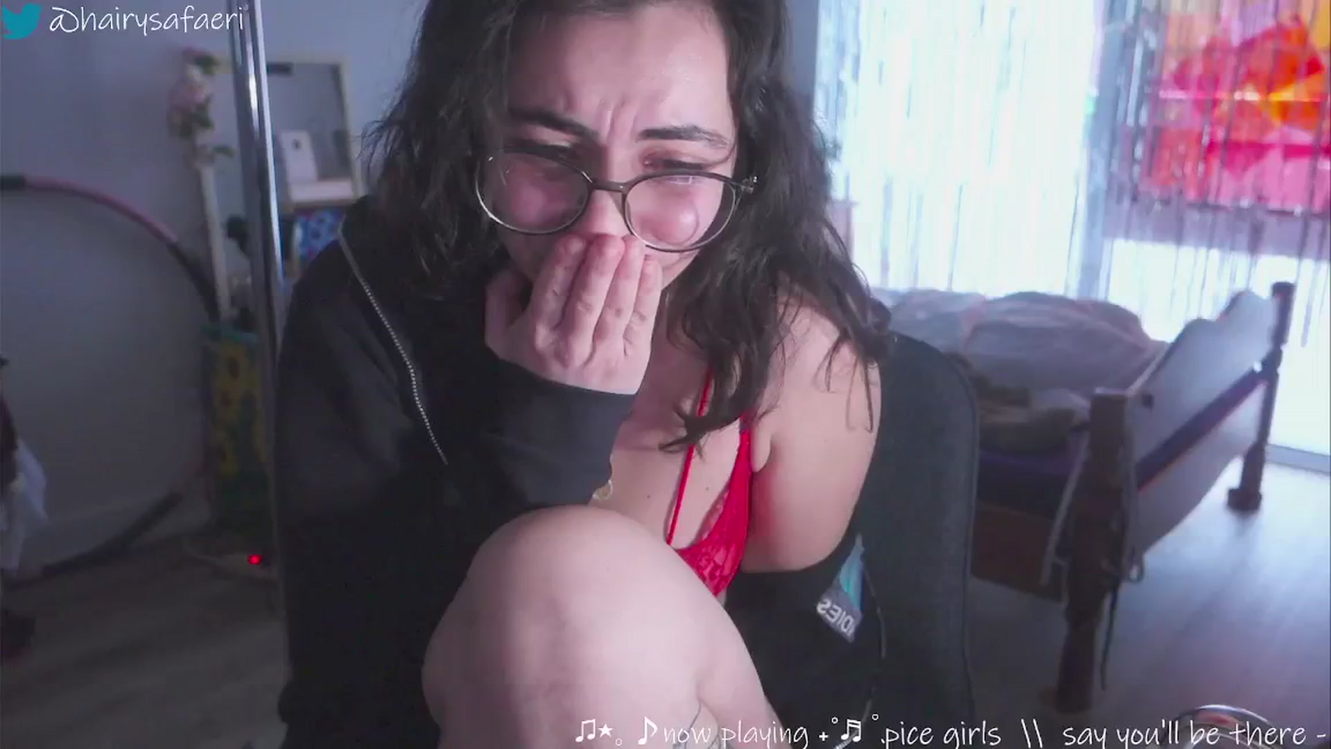 Gallery image thumbnail from HairySafaeri's myfreecams stream on, 12/23/2024, 21:02 image 14 of 20