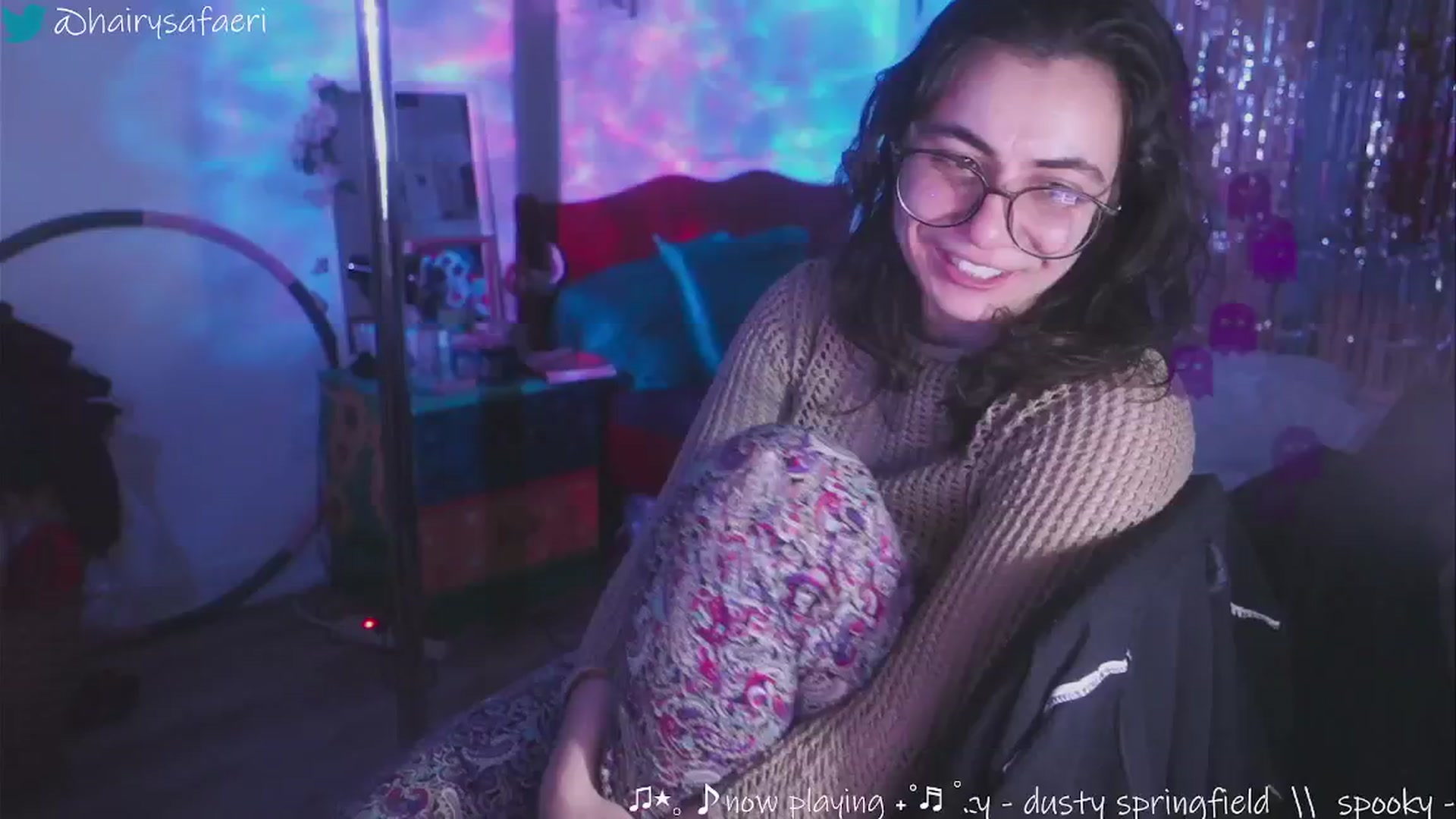Gallery image thumbnail from HairySafaeri's myfreecams stream on, 12/24/2024, 03:03 image 4 of 20