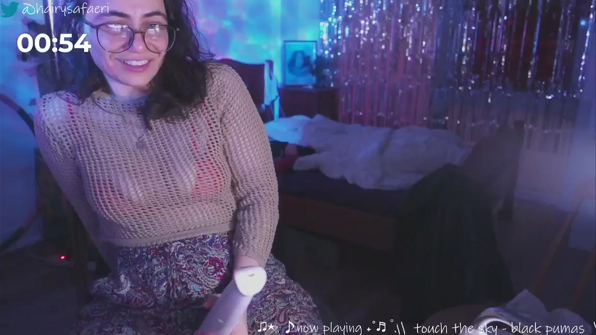 Gallery image thumbnail from HairySafaeri's myfreecams stream on, 12/24/2024, 03:03 image 11 of 20