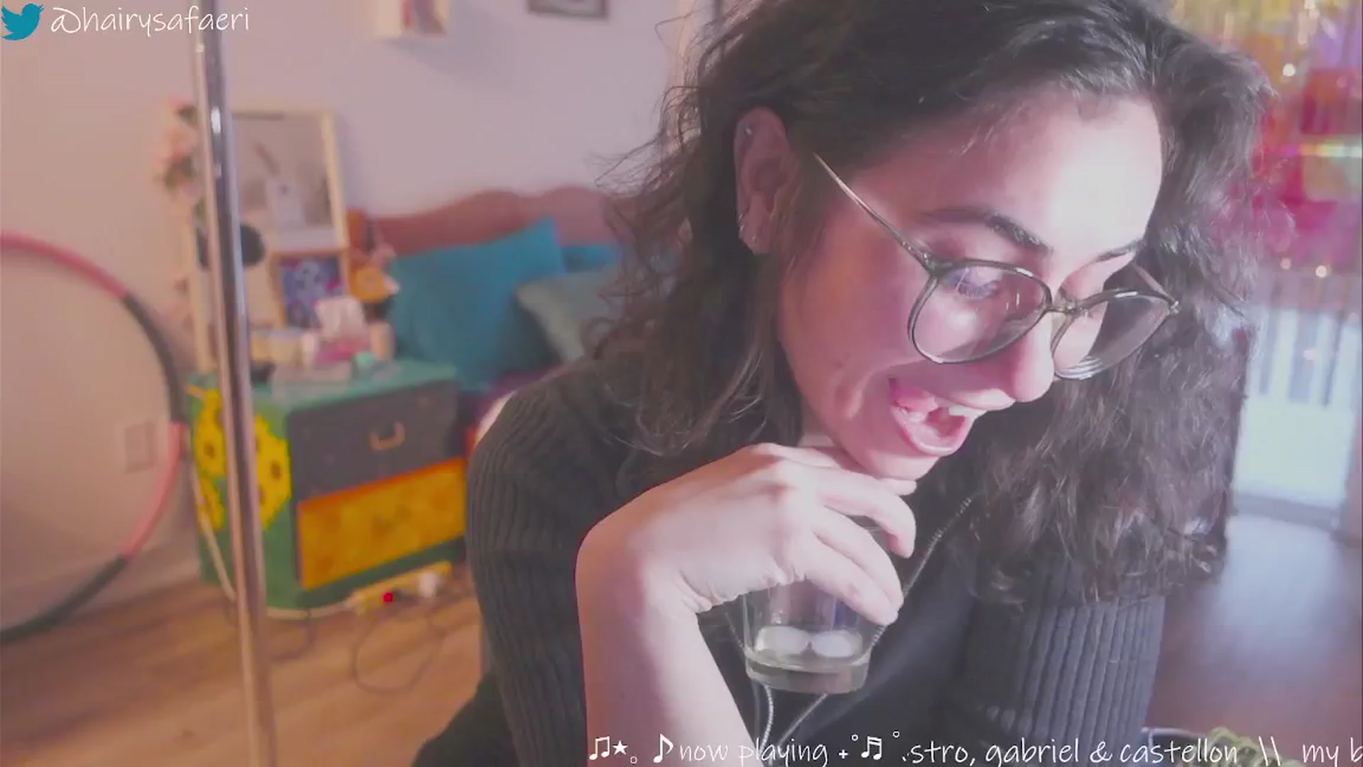 Gallery image thumbnail from HairySafaeri's myfreecams stream on, 01/08/2025, 24:07 image 7 of 20