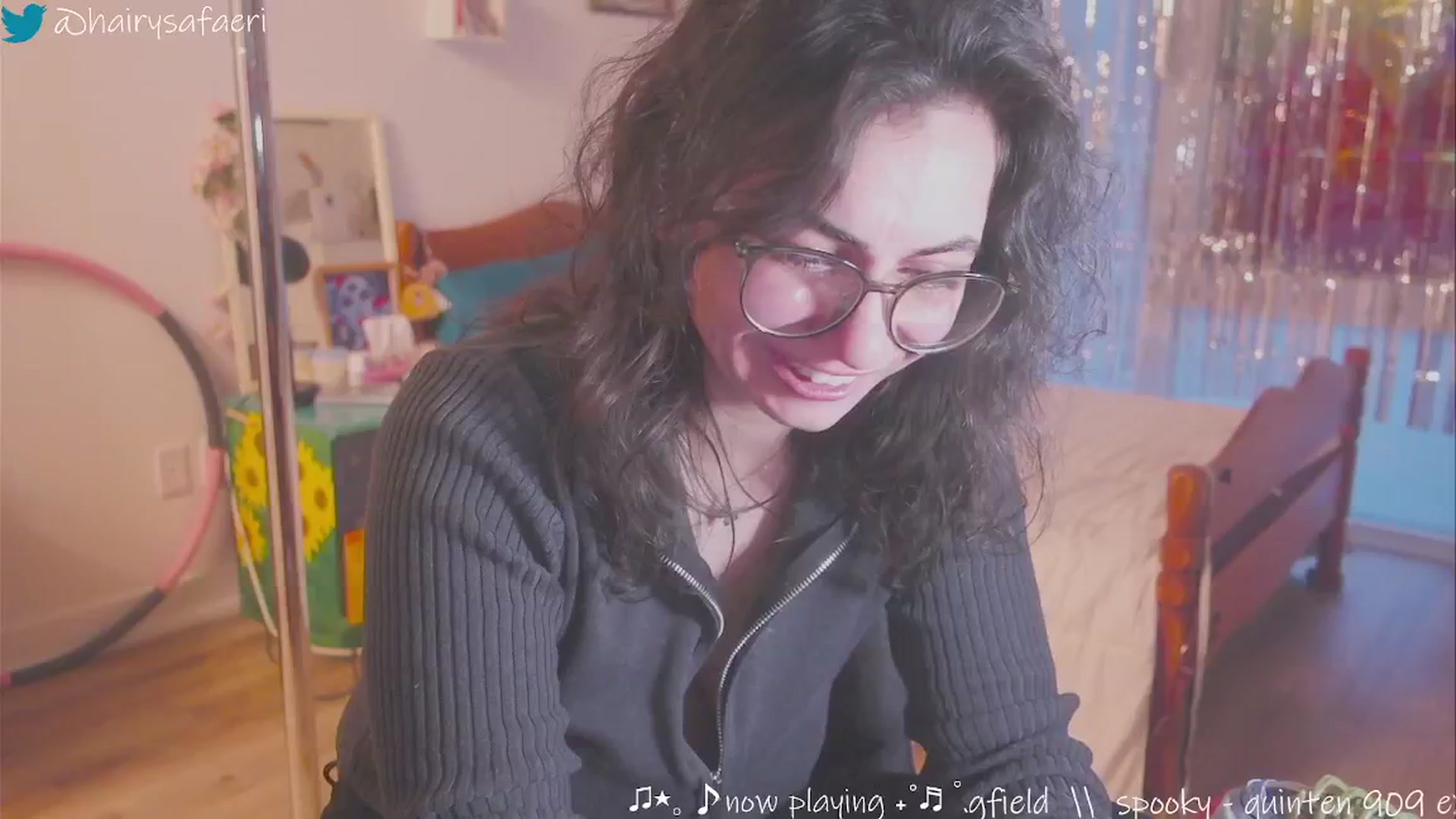 Gallery image thumbnail from HairySafaeri's myfreecams stream on, 01/08/2025, 24:07 image 10 of 20