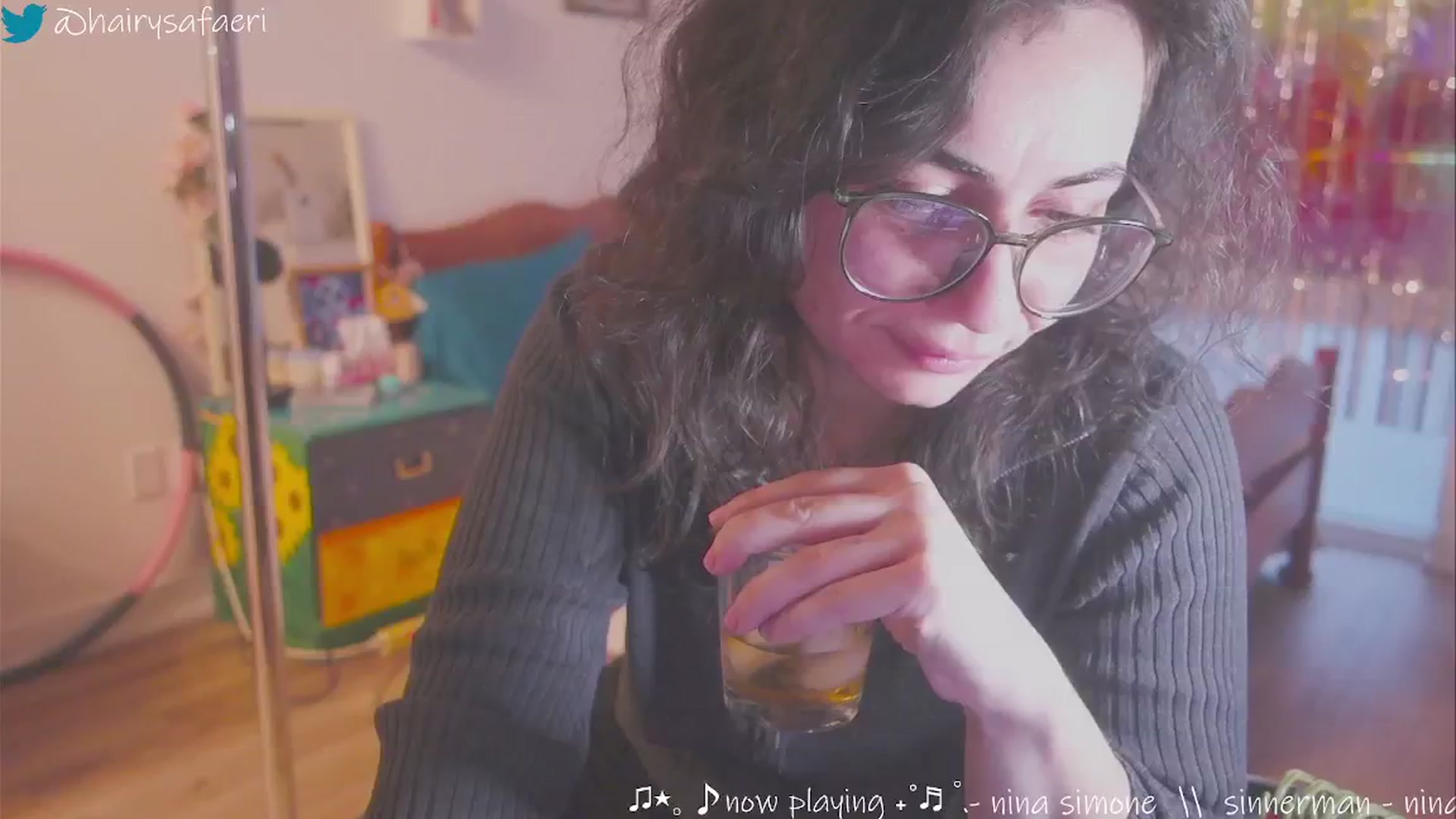 Gallery image thumbnail from HairySafaeri's myfreecams stream on, 01/08/2025, 24:07 image 9 of 20