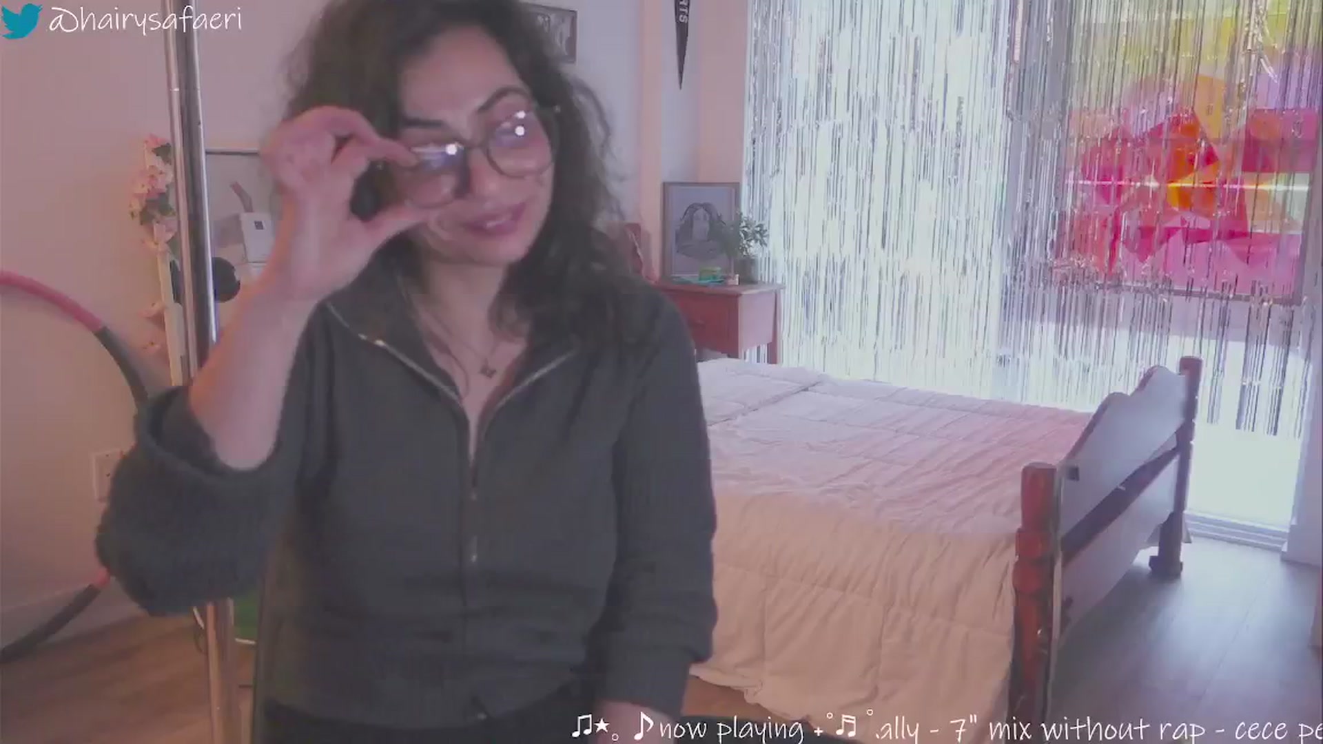 Gallery image thumbnail from HairySafaeri's myfreecams stream on, 01/08/2025, 24:07 image 2 of 20