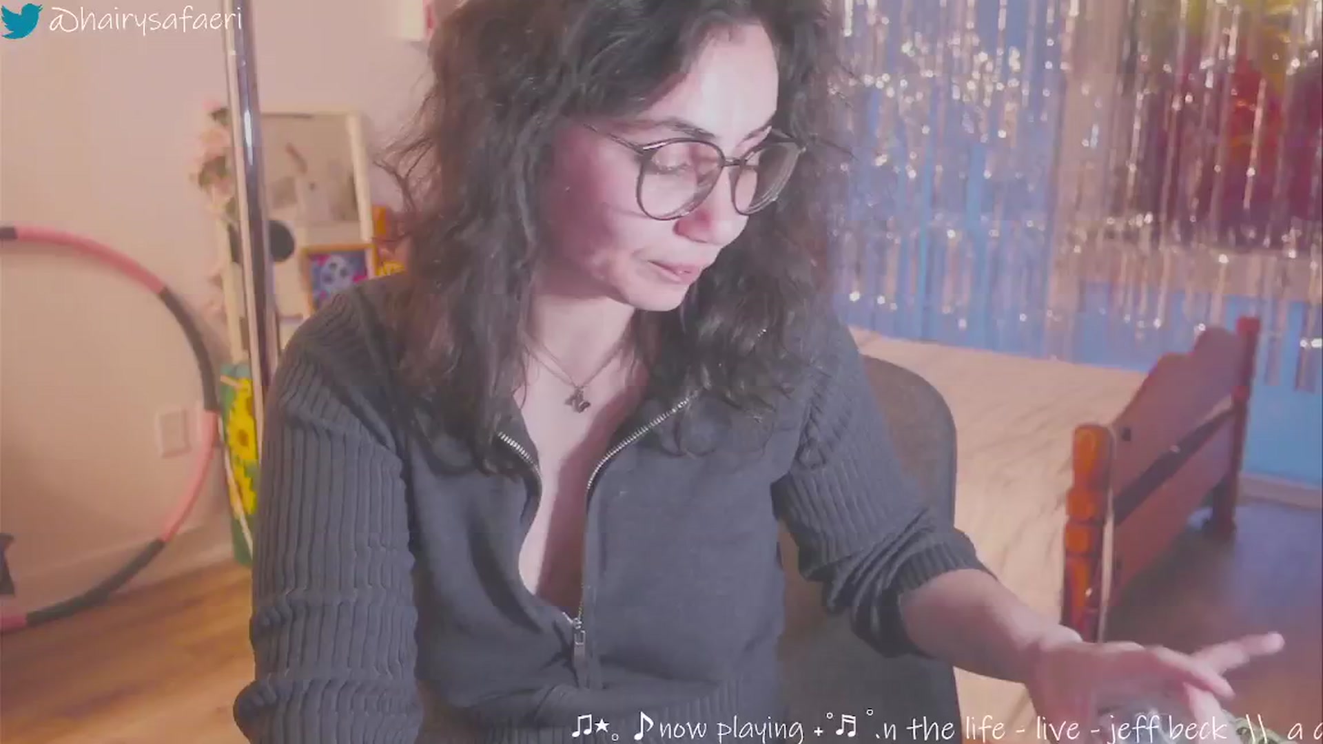 Gallery image thumbnail from HairySafaeri's myfreecams stream on, 01/08/2025, 24:07 image 11 of 20
