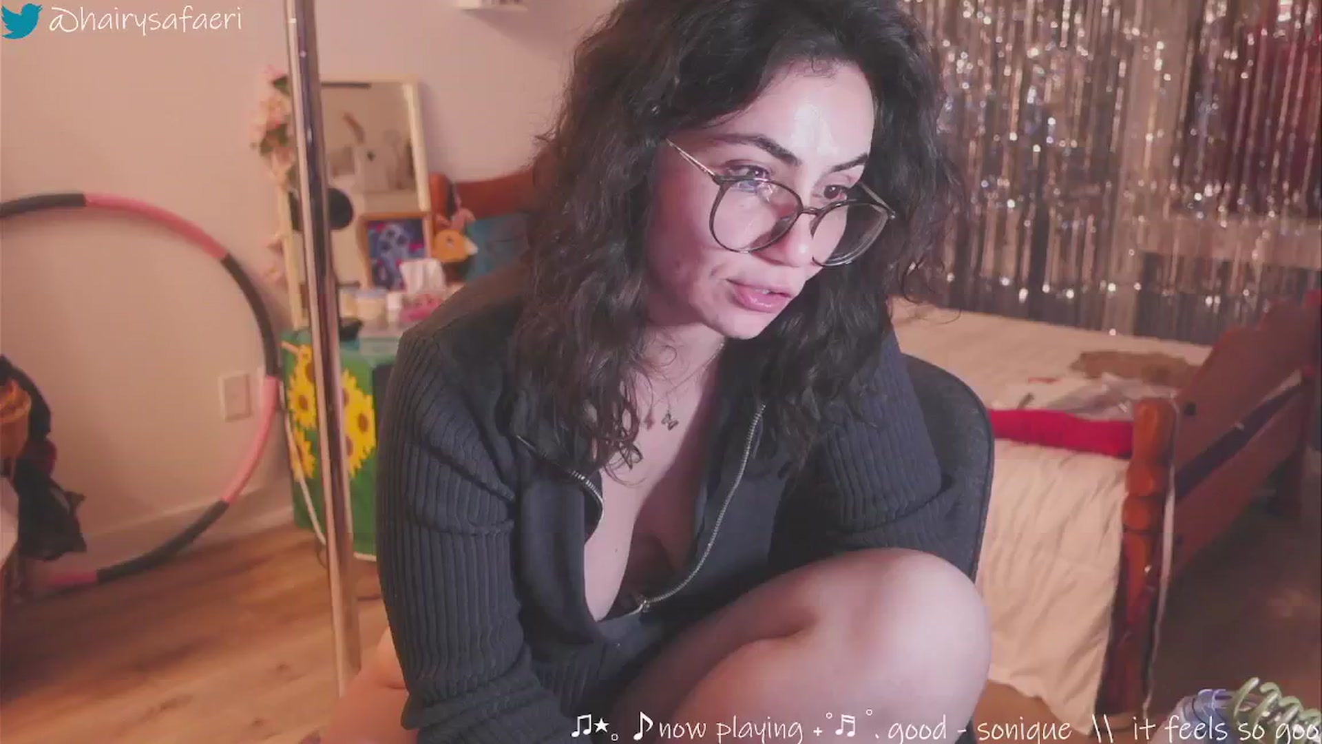 Gallery image thumbnail from HairySafaeri's myfreecams stream on, 01/08/2025, 01:24 image 5 of 20