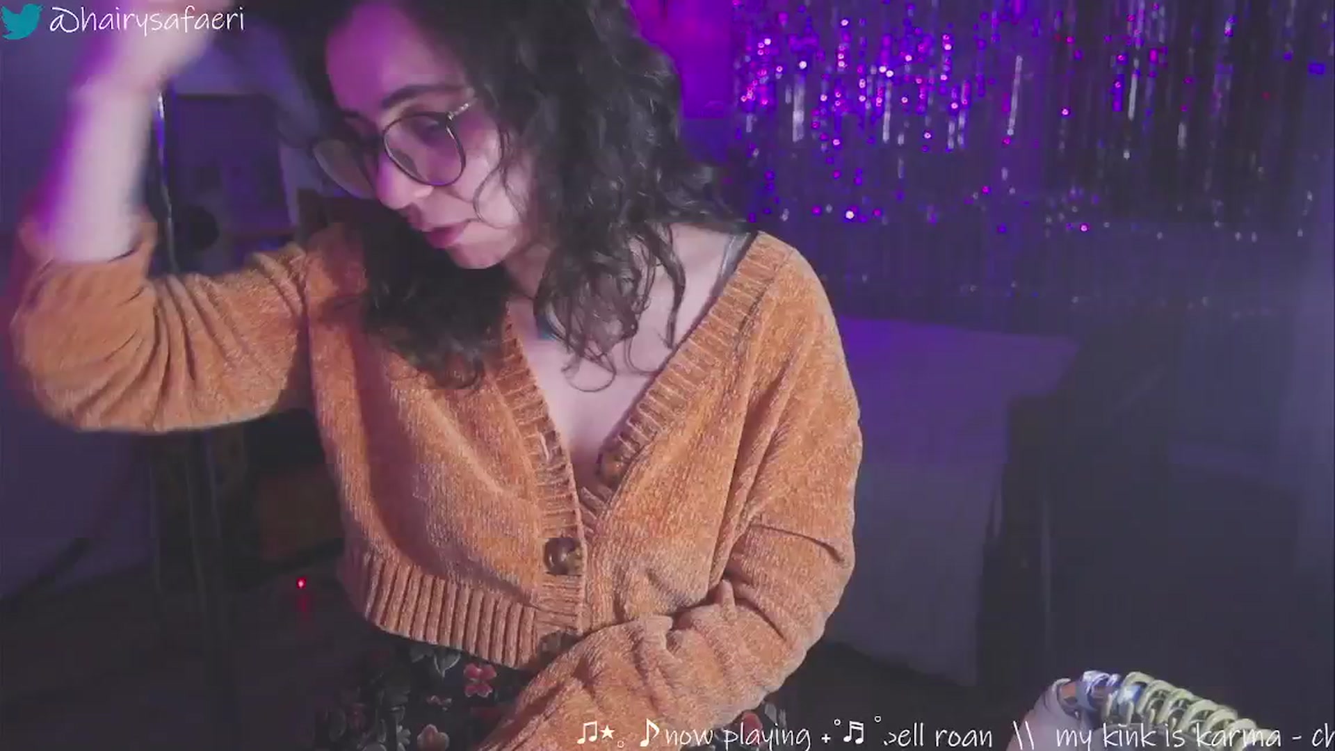 Gallery image thumbnail from HairySafaeri's myfreecams stream on, 01/09/2025, 24:03 image 20 of 20