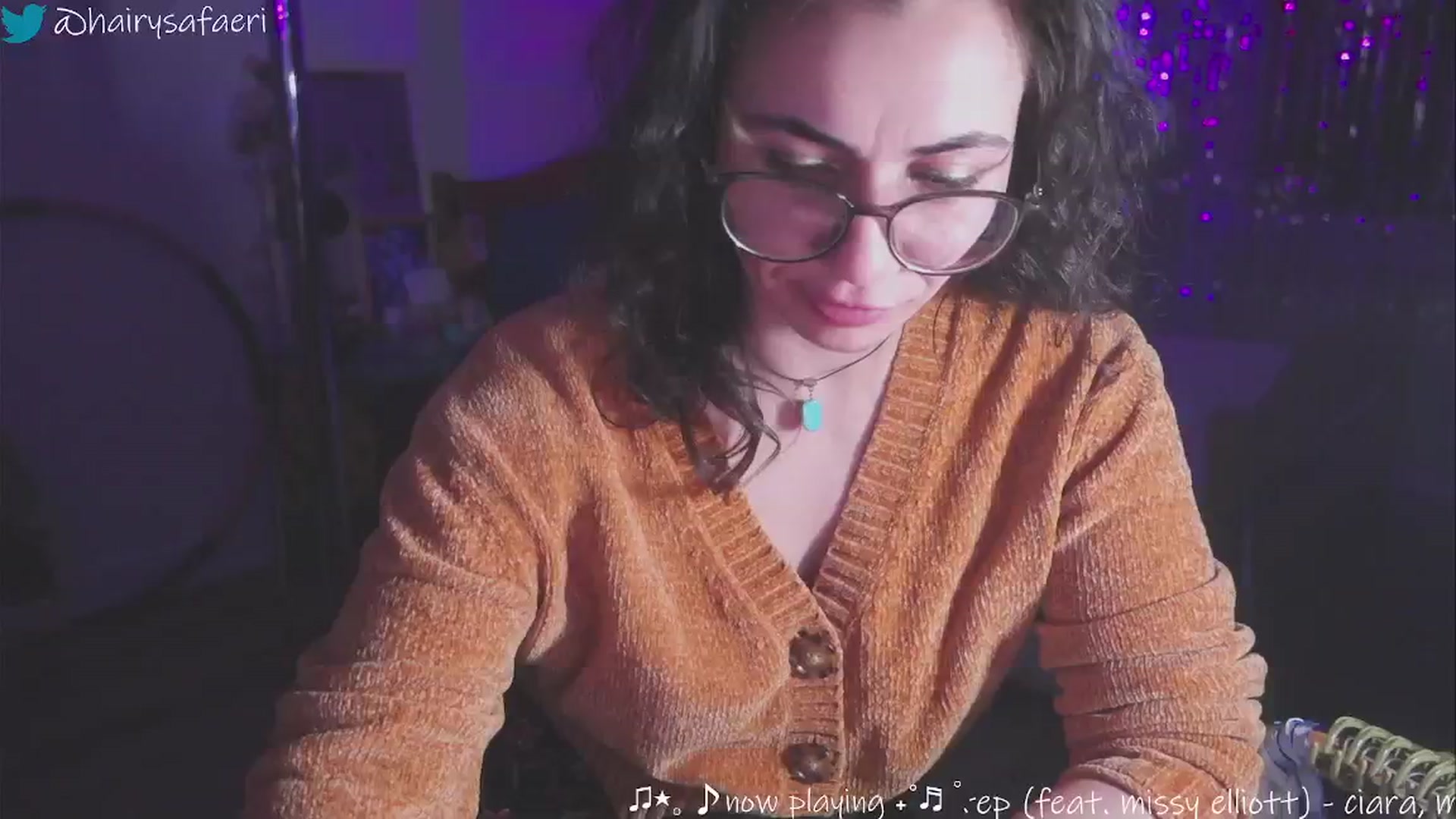 Gallery image thumbnail from HairySafaeri's myfreecams stream on, 01/09/2025, 24:03 image 11 of 20