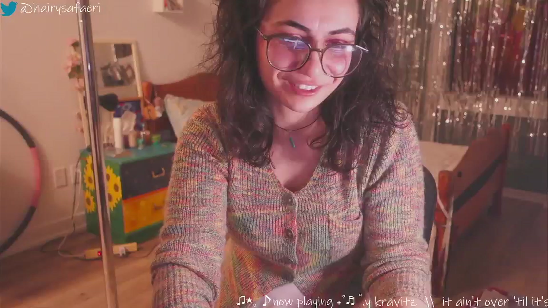 Gallery image thumbnail from HairySafaeri's myfreecams stream on, 01/13/2025, 22:52 image 13 of 20