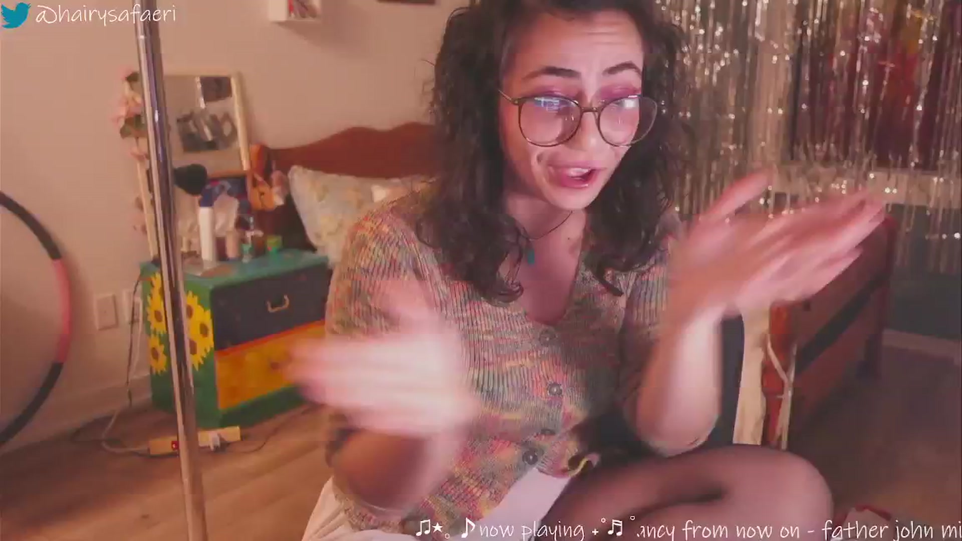 Gallery image thumbnail from HairySafaeri's myfreecams stream on, 01/13/2025, 22:52 image 7 of 20