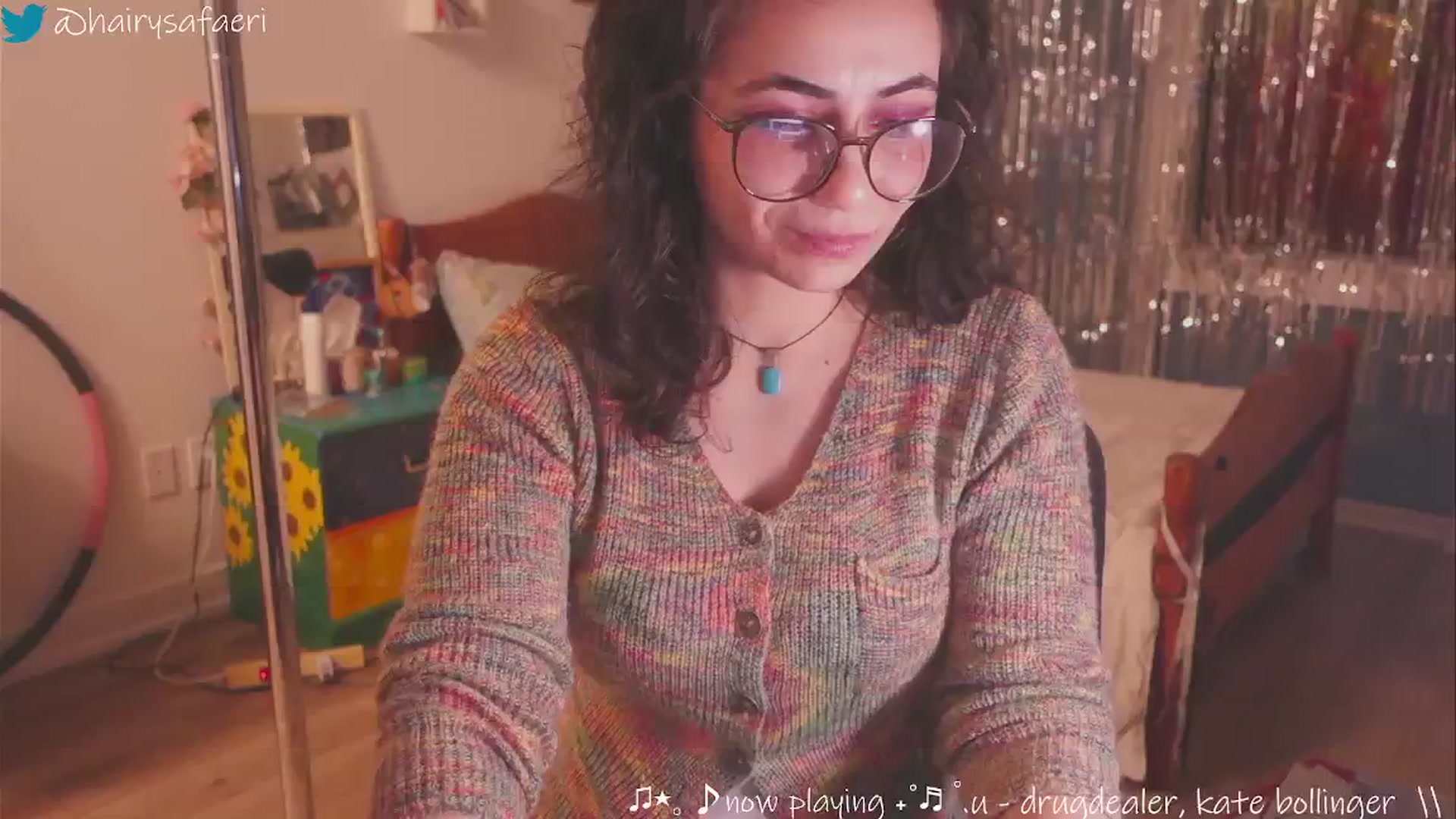 Gallery image thumbnail from HairySafaeri's myfreecams stream on, 01/13/2025, 22:52 image 4 of 20