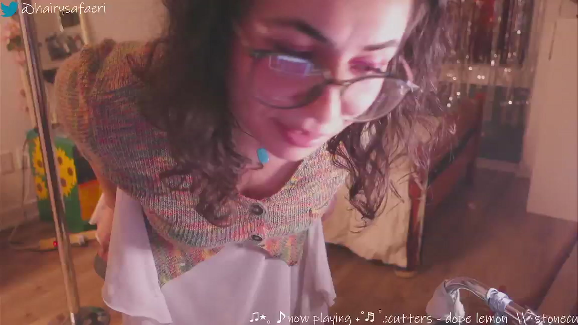 Gallery image thumbnail from HairySafaeri's myfreecams stream on, 01/14/2025, 24:06 image 13 of 20