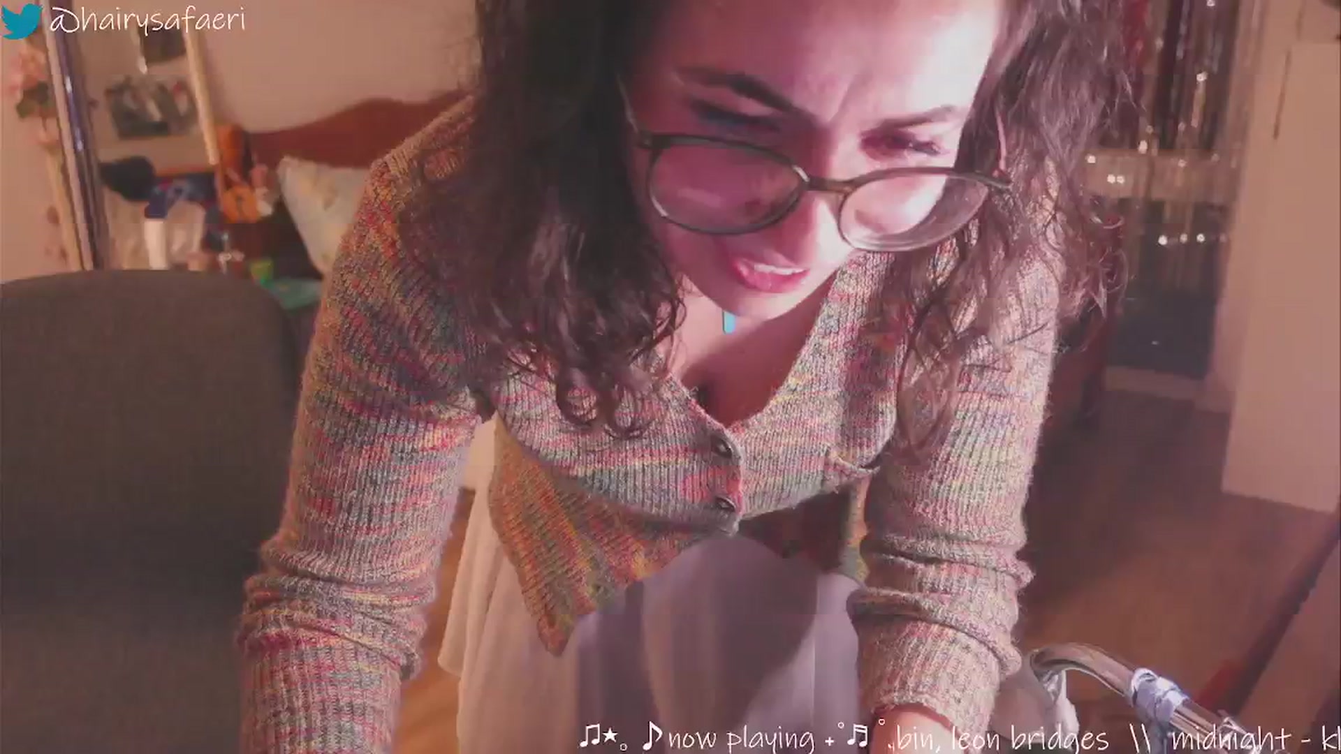 Gallery image thumbnail from HairySafaeri's myfreecams stream on, 01/14/2025, 24:06 image 6 of 20