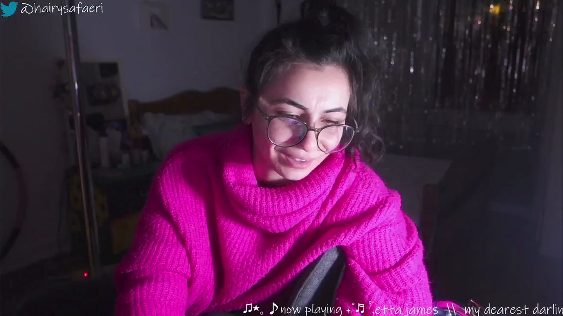 Gallery image thumbnail from HairySafaeri's myfreecams stream on, 01/15/2025, 24:36 image 10 of 20