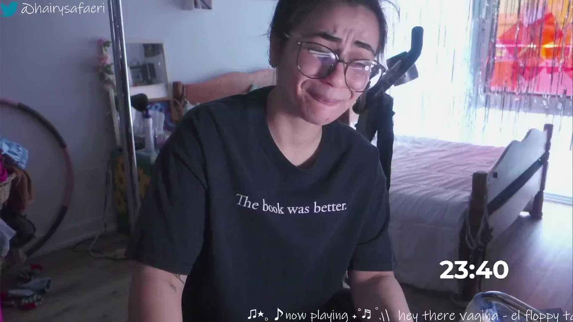 Gallery image thumbnail from HairySafaeri's myfreecams stream on, 01/15/2025, 17:31 image 1 of 20