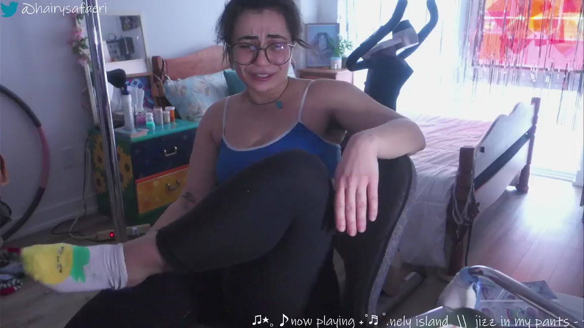 Gallery image thumbnail from HairySafaeri's myfreecams stream on, 01/15/2025, 17:31 image 15 of 20