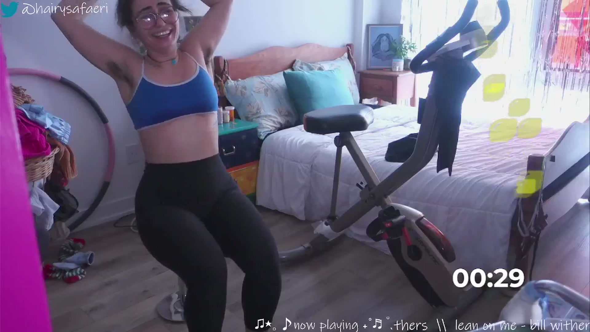 Gallery image thumbnail from HairySafaeri's myfreecams stream on, 01/15/2025, 17:31 image 16 of 20