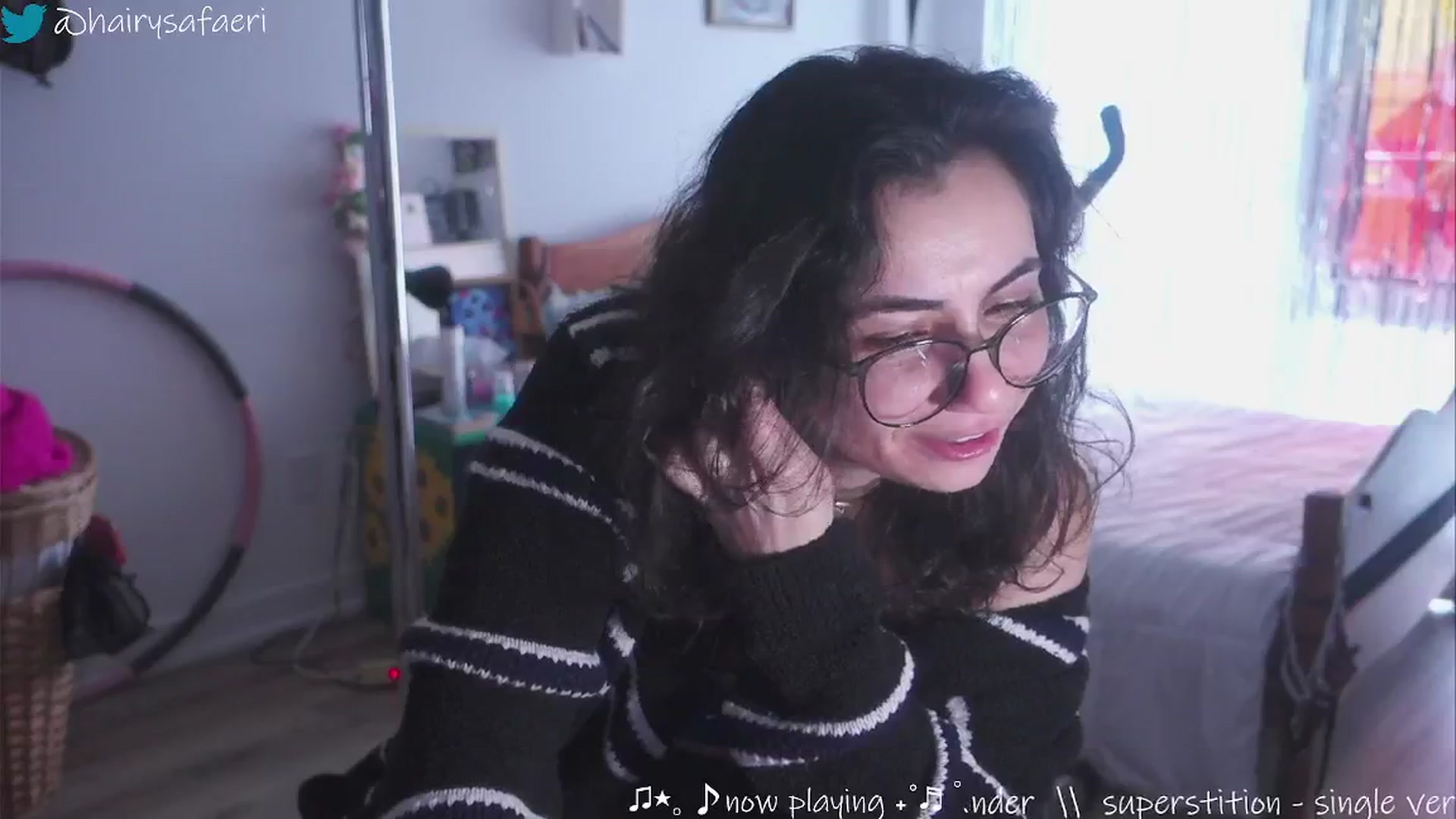 Gallery image thumbnail from HairySafaeri's myfreecams stream on, 01/15/2025, 18:44 image 17 of 20