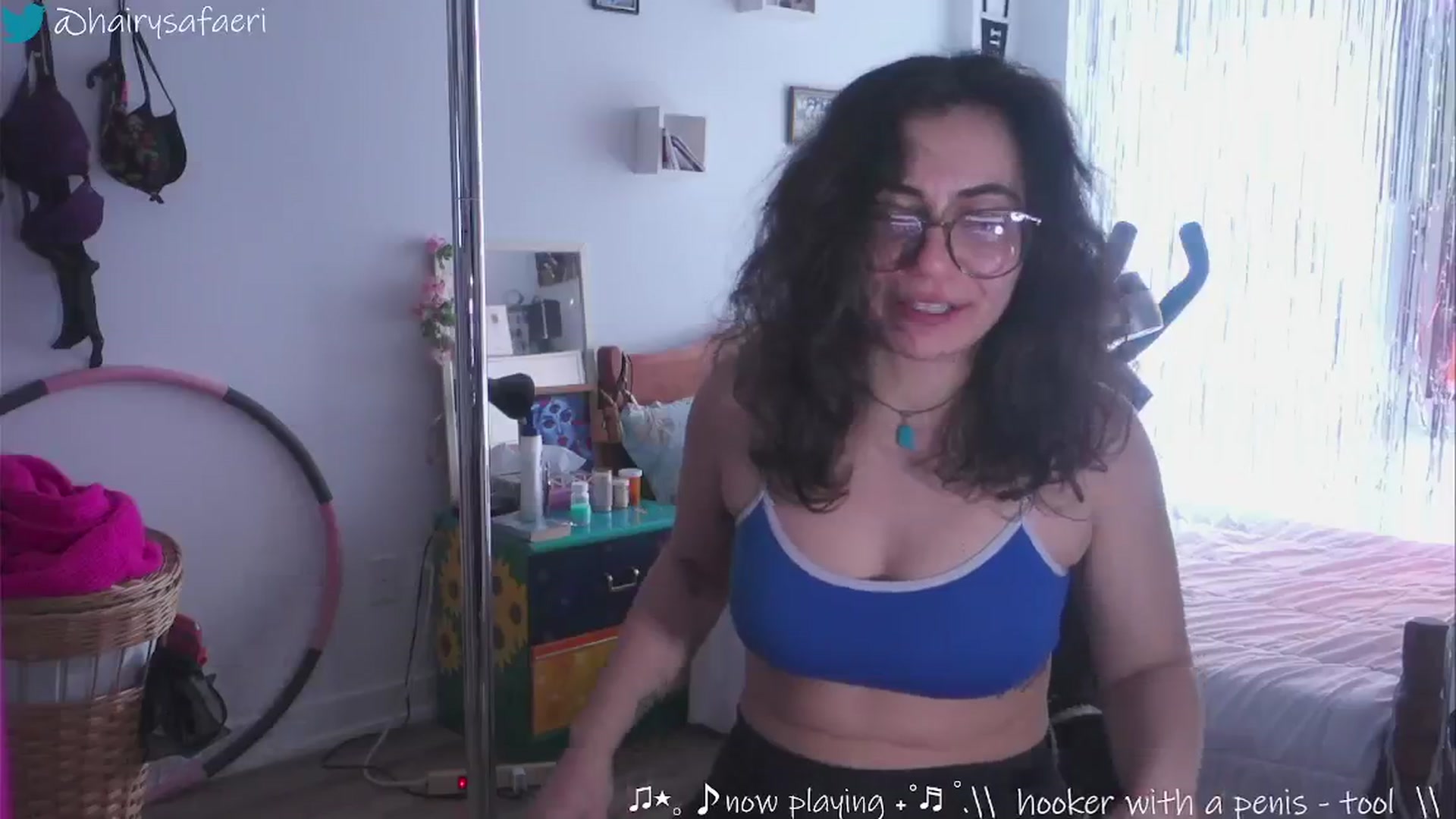 Gallery image thumbnail from HairySafaeri's myfreecams stream on, 01/15/2025, 18:44 image 13 of 20