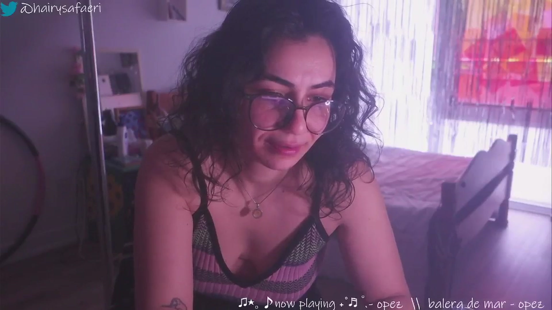 Gallery image thumbnail from HairySafaeri's myfreecams stream on, 01/22/2025, 20:52 image 3 of 20