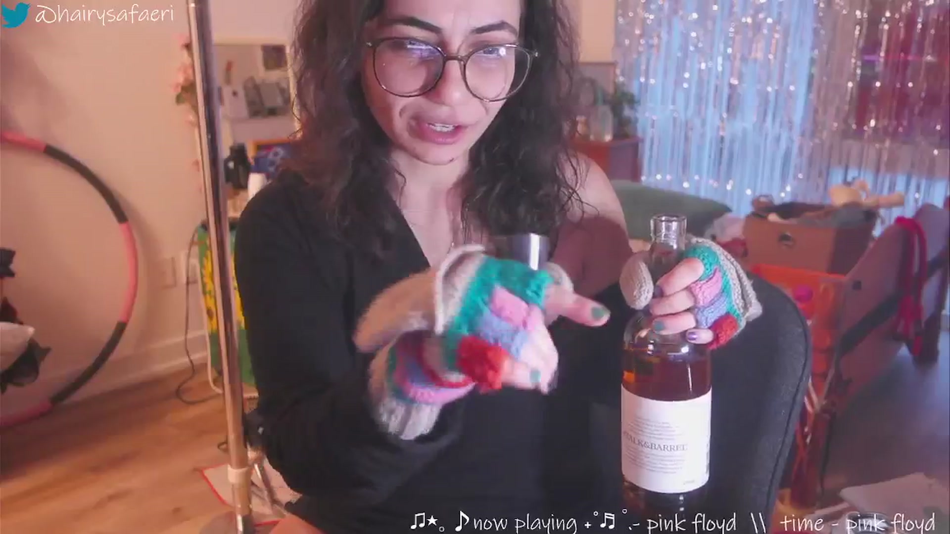 Gallery image thumbnail from HairySafaeri's myfreecams stream on, 01/25/2025, 22:26 image 18 of 20