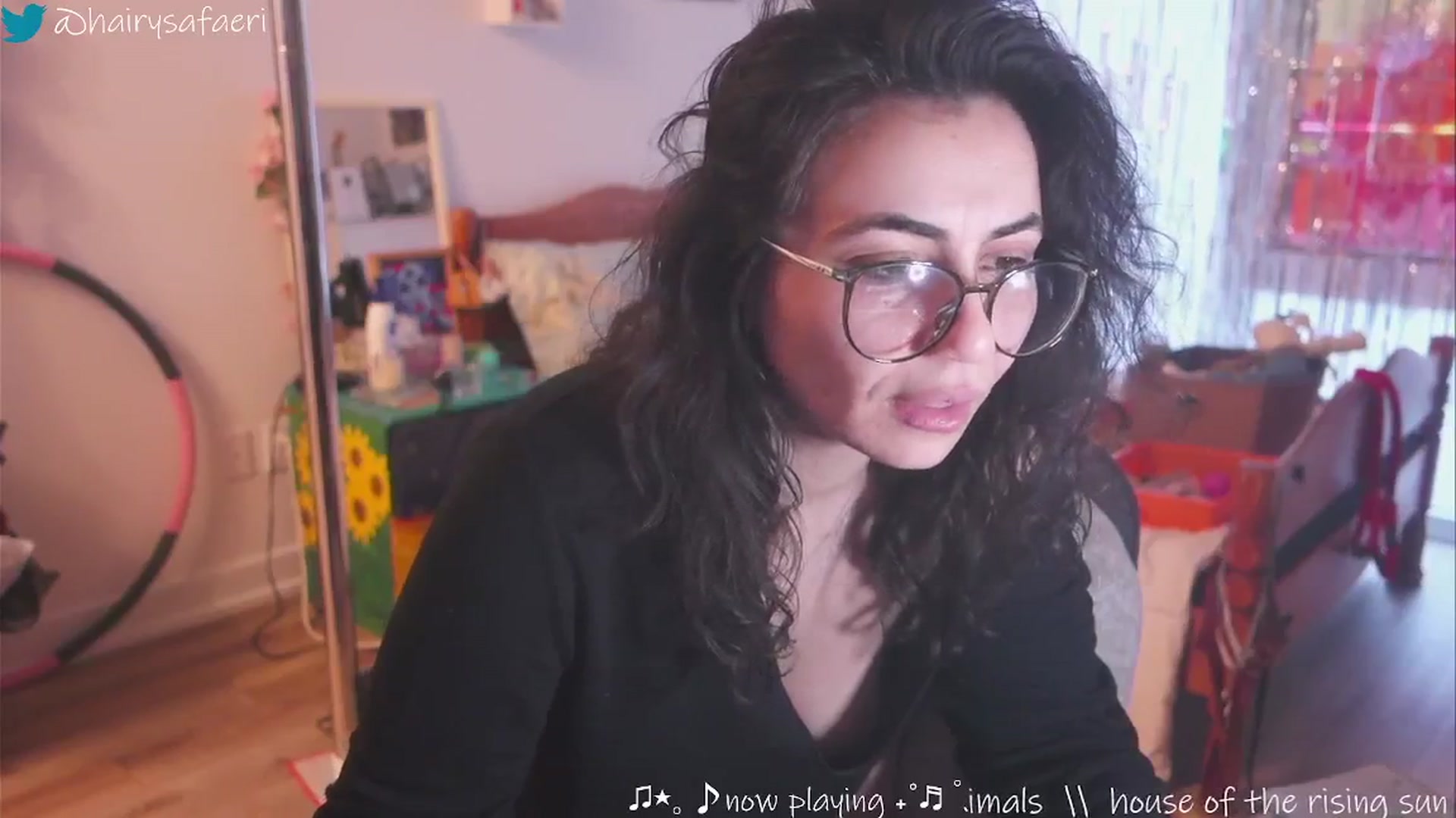 Gallery image thumbnail from HairySafaeri's myfreecams stream on, 01/25/2025, 22:26 image 12 of 20
