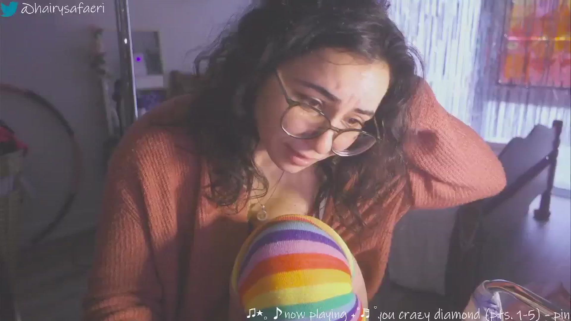 Gallery image thumbnail from HairySafaeri's myfreecams stream on, 01/31/2025, 21:43 image 18 of 20