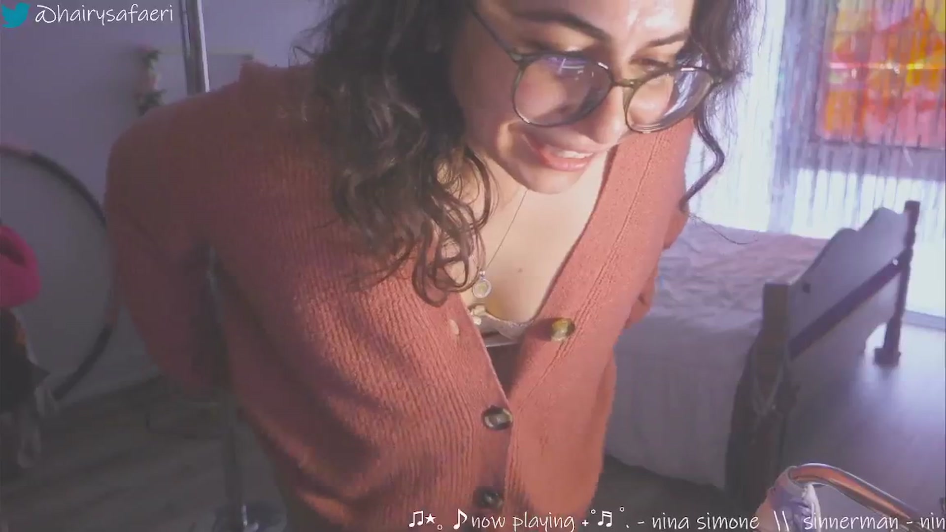 Gallery image thumbnail from HairySafaeri's myfreecams stream on, 01/31/2025, 21:43 image 7 of 20