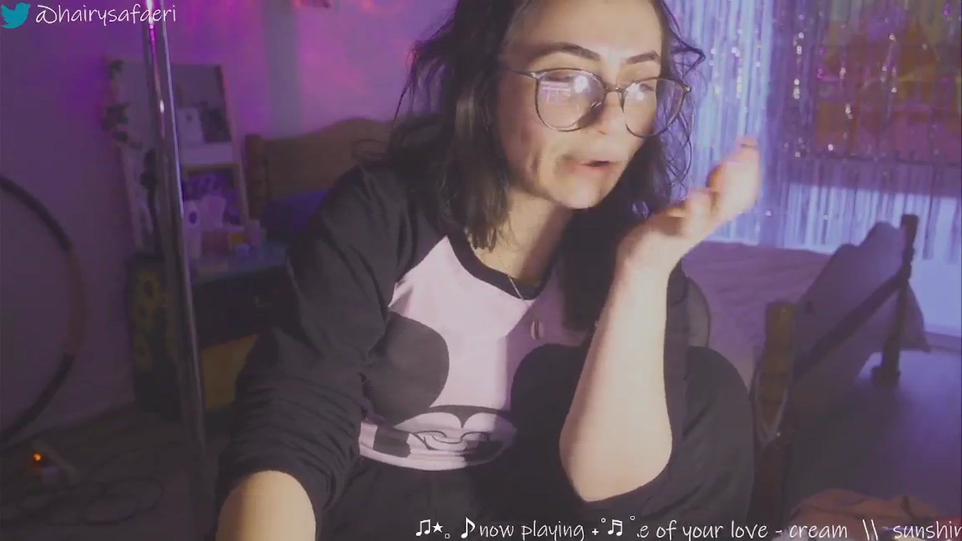 Gallery image thumbnail from HairySafaeri's myfreecams stream on, 02/02/2025, 24:03 image 4 of 20
