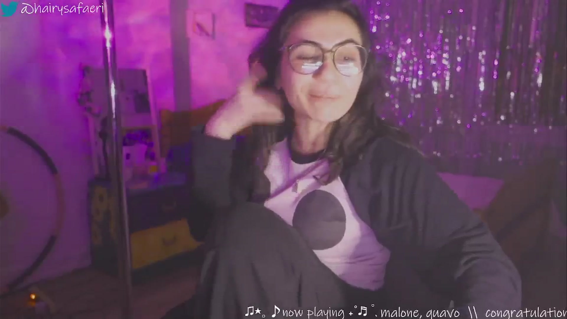 Gallery image thumbnail from HairySafaeri's myfreecams stream on, 02/02/2025, 24:03 image 13 of 20