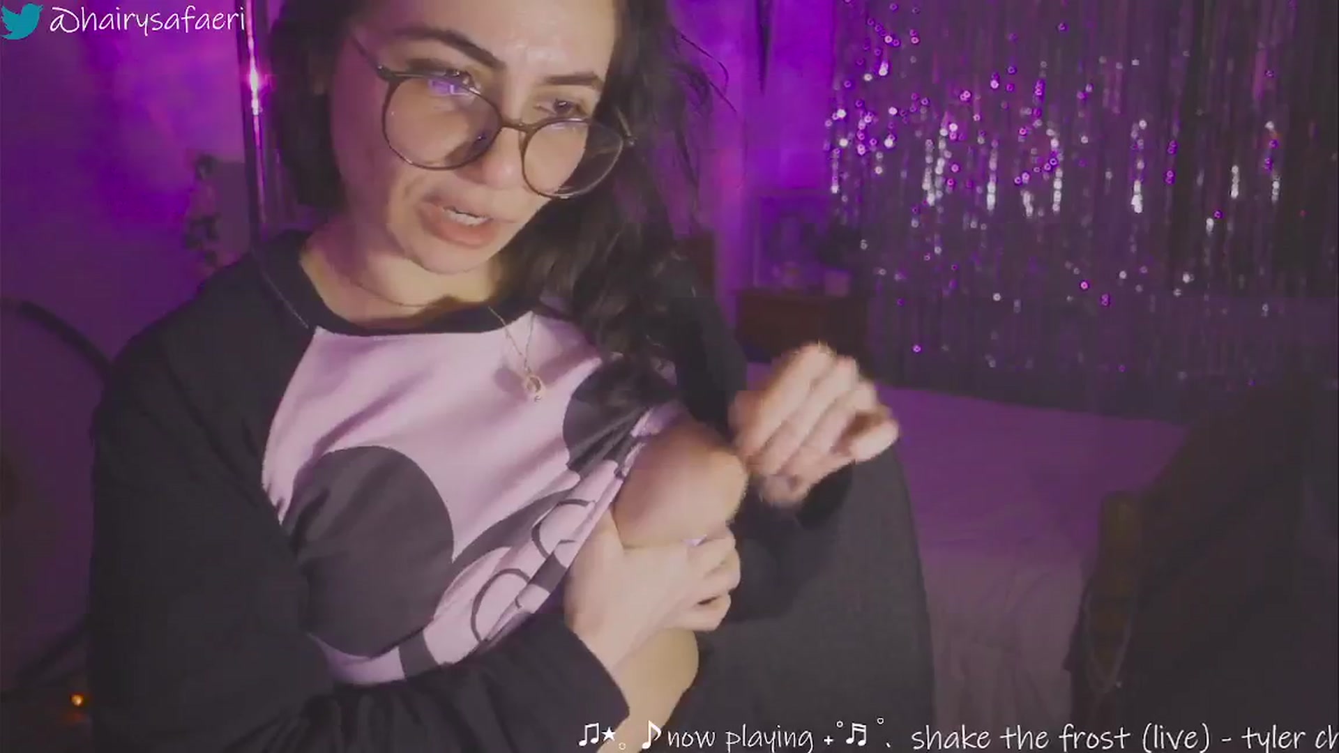 Gallery image thumbnail from HairySafaeri's myfreecams stream on, 02/02/2025, 24:03 image 11 of 20