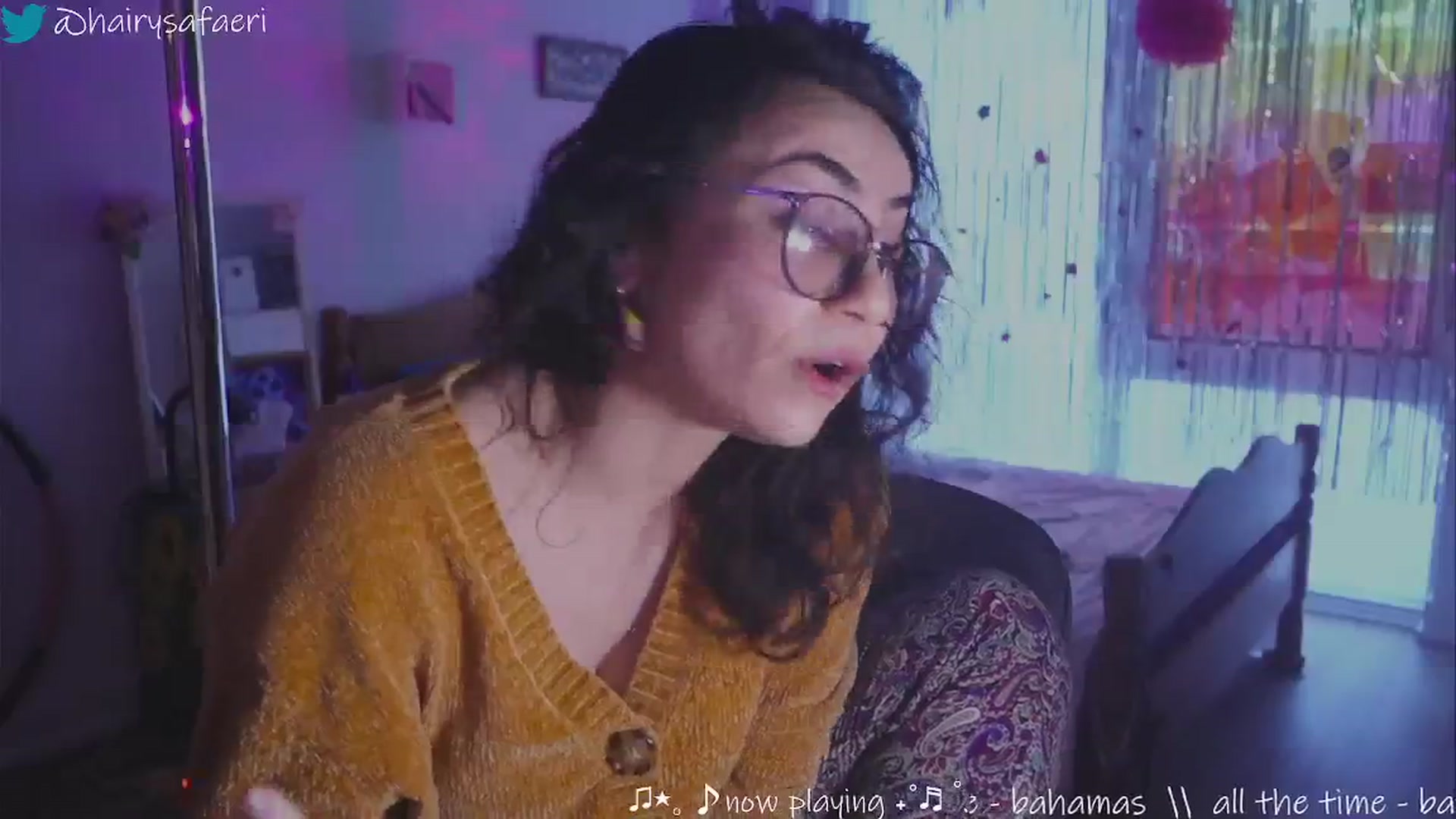 Gallery image thumbnail from HairySafaeri's myfreecams stream on, 02/04/2025, 22:28 image 4 of 20