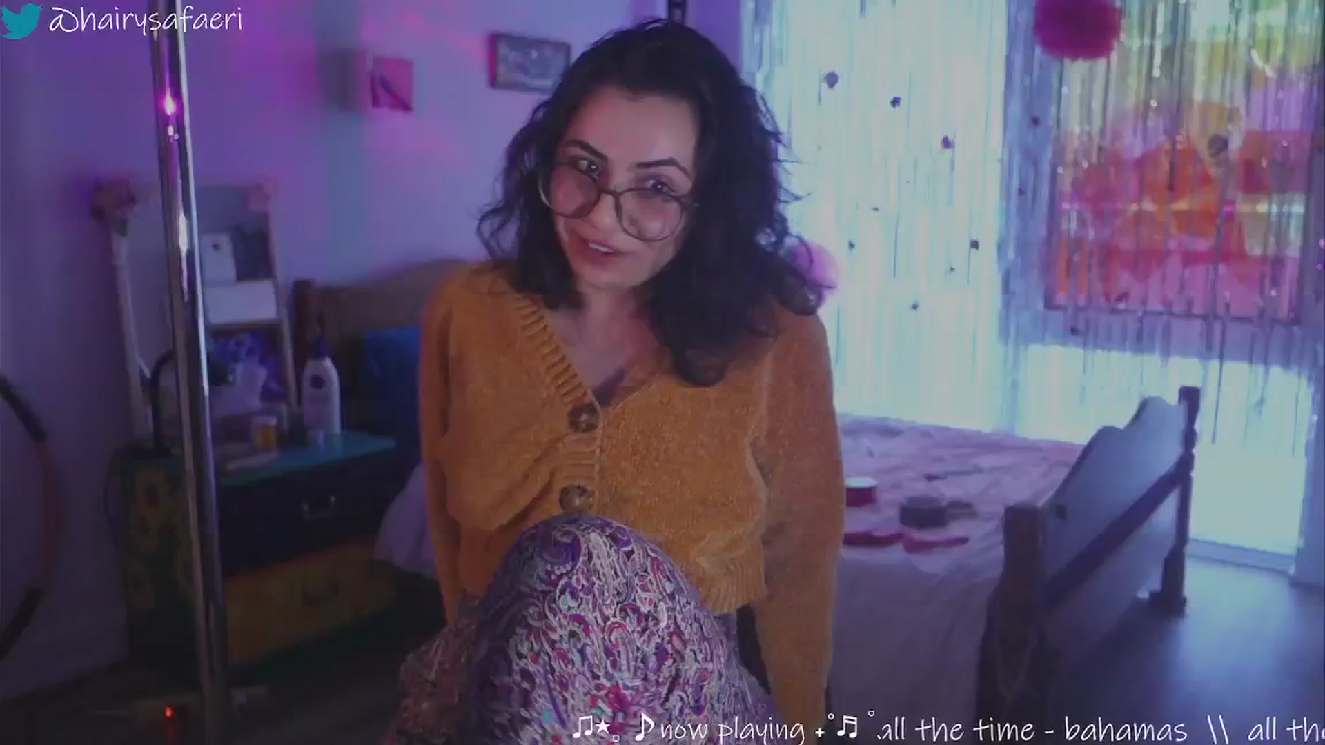 Gallery image thumbnail from HairySafaeri's myfreecams stream on, 02/04/2025, 22:28 image 5 of 20