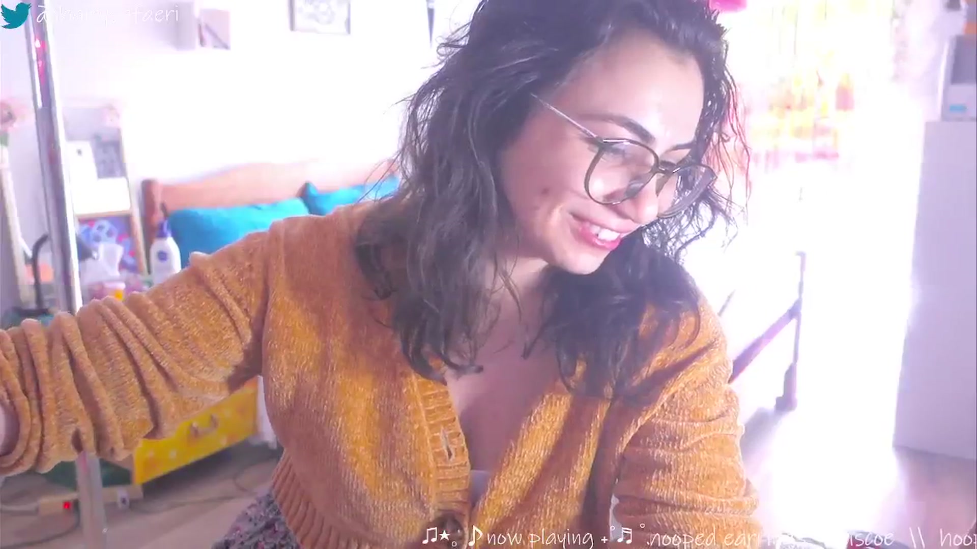 Gallery image thumbnail from HairySafaeri's myfreecams stream on, 02/05/2025, 16:54 image 13 of 20