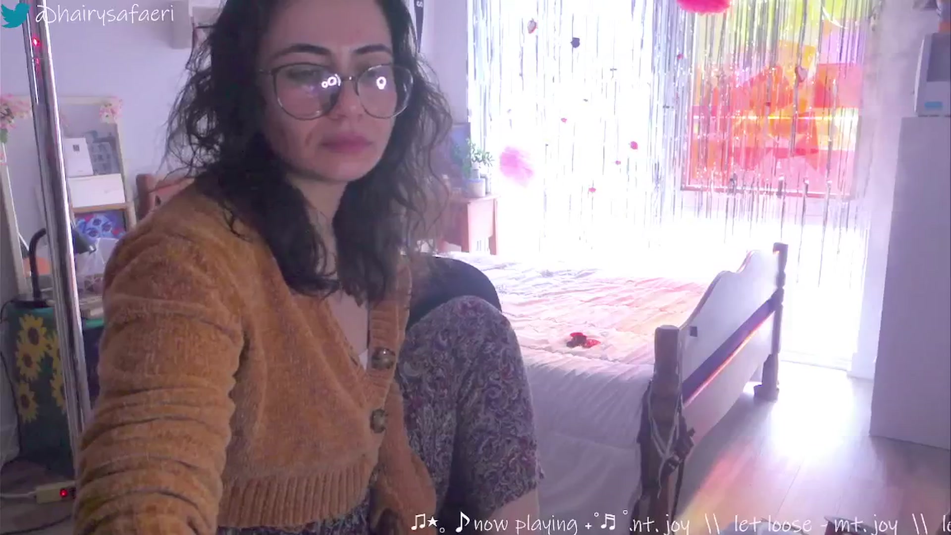 Gallery image thumbnail from HairySafaeri's myfreecams stream on, 02/05/2025, 16:54 image 15 of 20