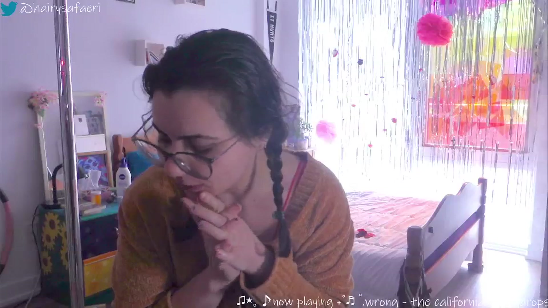 Gallery image thumbnail from HairySafaeri's myfreecams stream on, 02/05/2025, 16:54 image 4 of 20