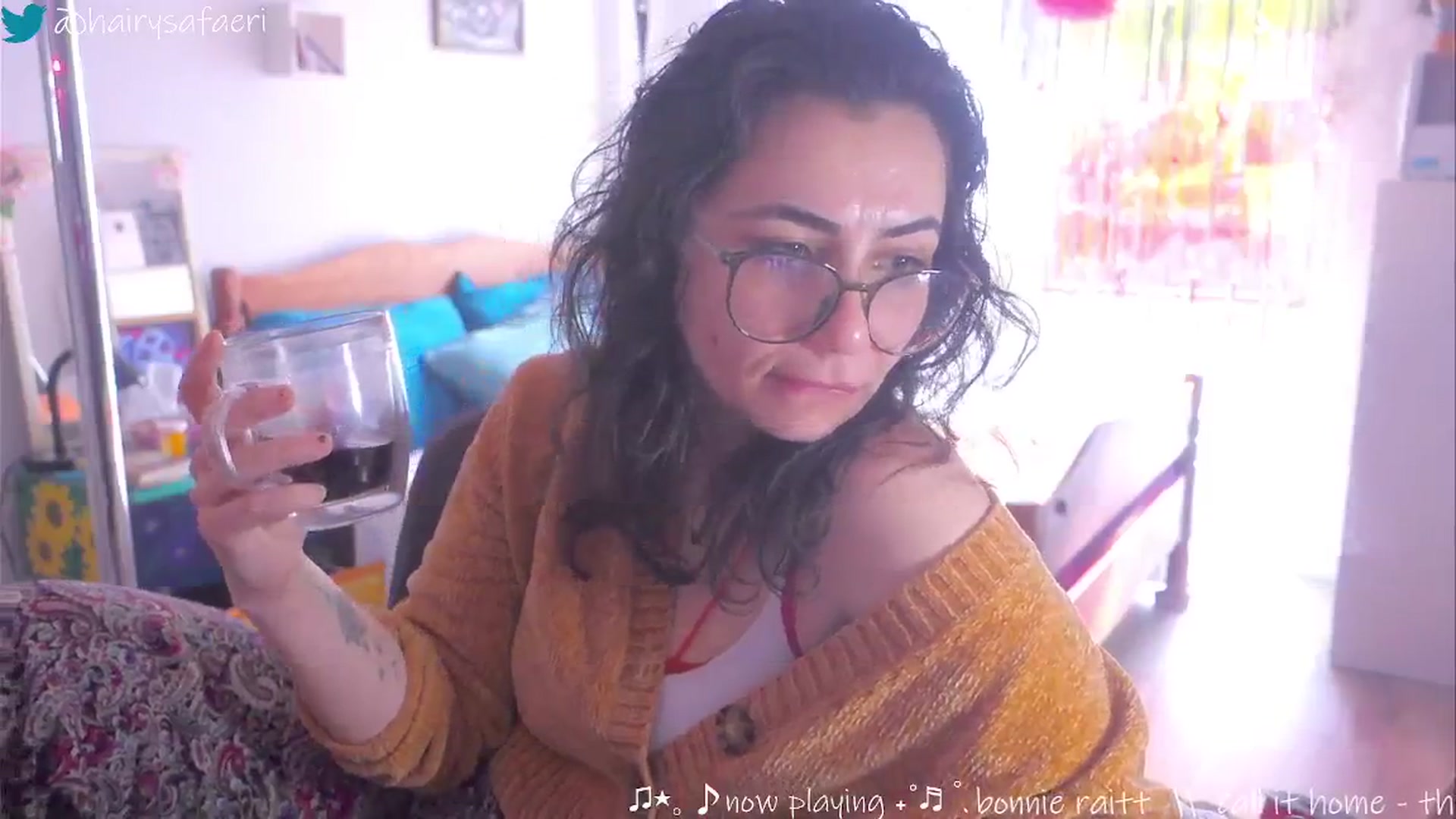 Gallery image thumbnail from HairySafaeri's myfreecams stream on, 02/05/2025, 16:54 image 17 of 20