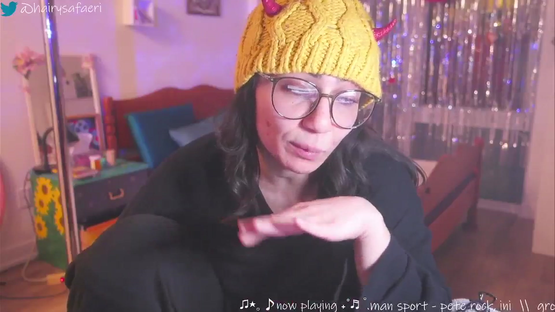 Gallery image thumbnail from HairySafaeri's myfreecams stream on, 02/07/2025, 24:49 image 14 of 20