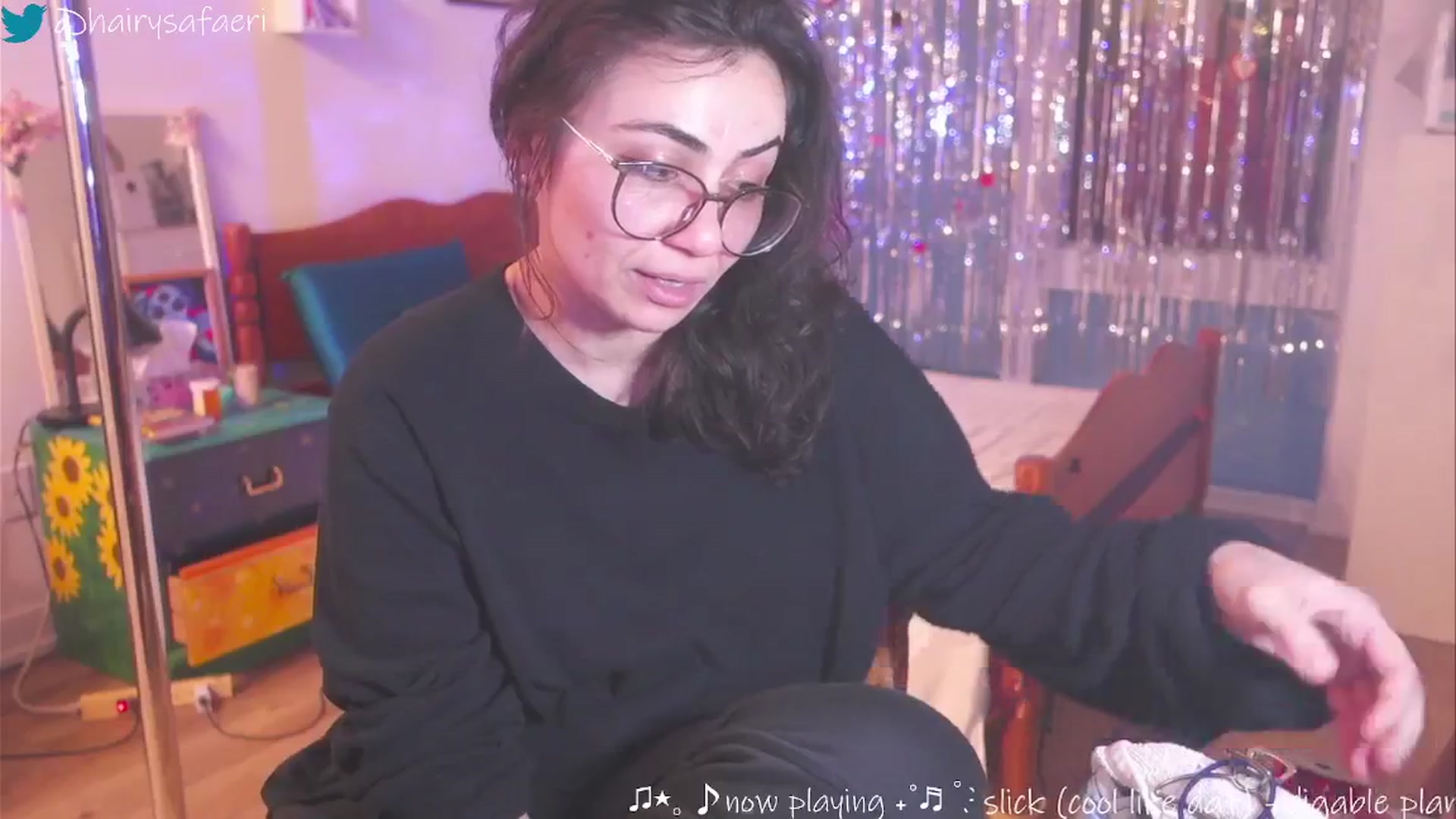 Gallery image thumbnail from HairySafaeri's myfreecams stream on, 02/07/2025, 24:49 image 2 of 20