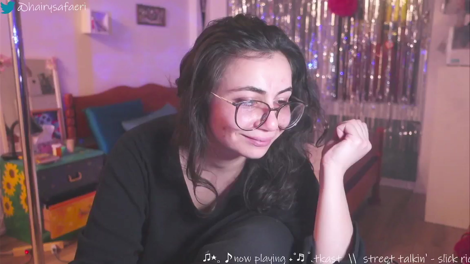 Gallery image thumbnail from HairySafaeri's myfreecams stream on, 02/07/2025, 24:49 image 6 of 20