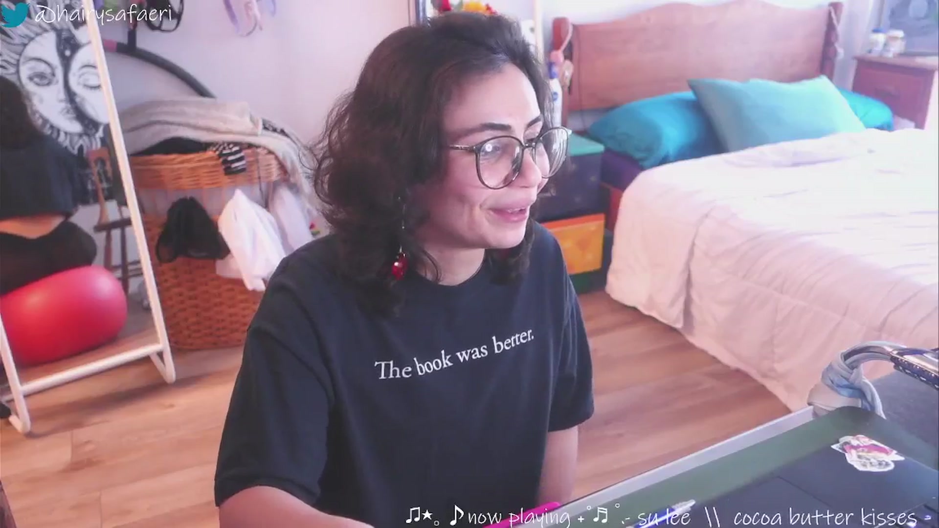 Gallery image thumbnail from HairySafaeri's myfreecams stream on, 02/21/2025, 19:51 image 13 of 20